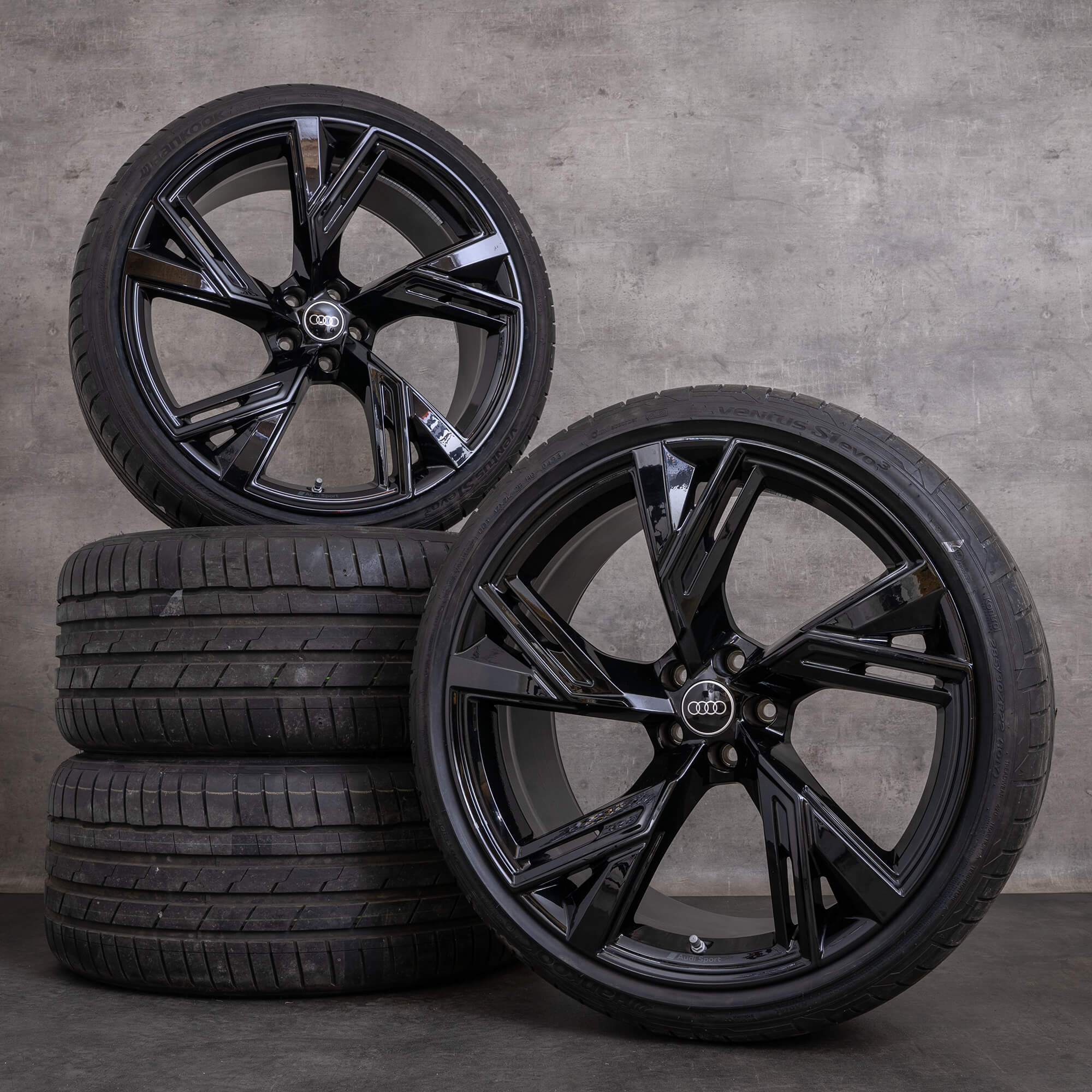 Originali Audi RS6 cerchi con gomme invernali da 21 pollici 4G auto 4G0601025CL nero lucido