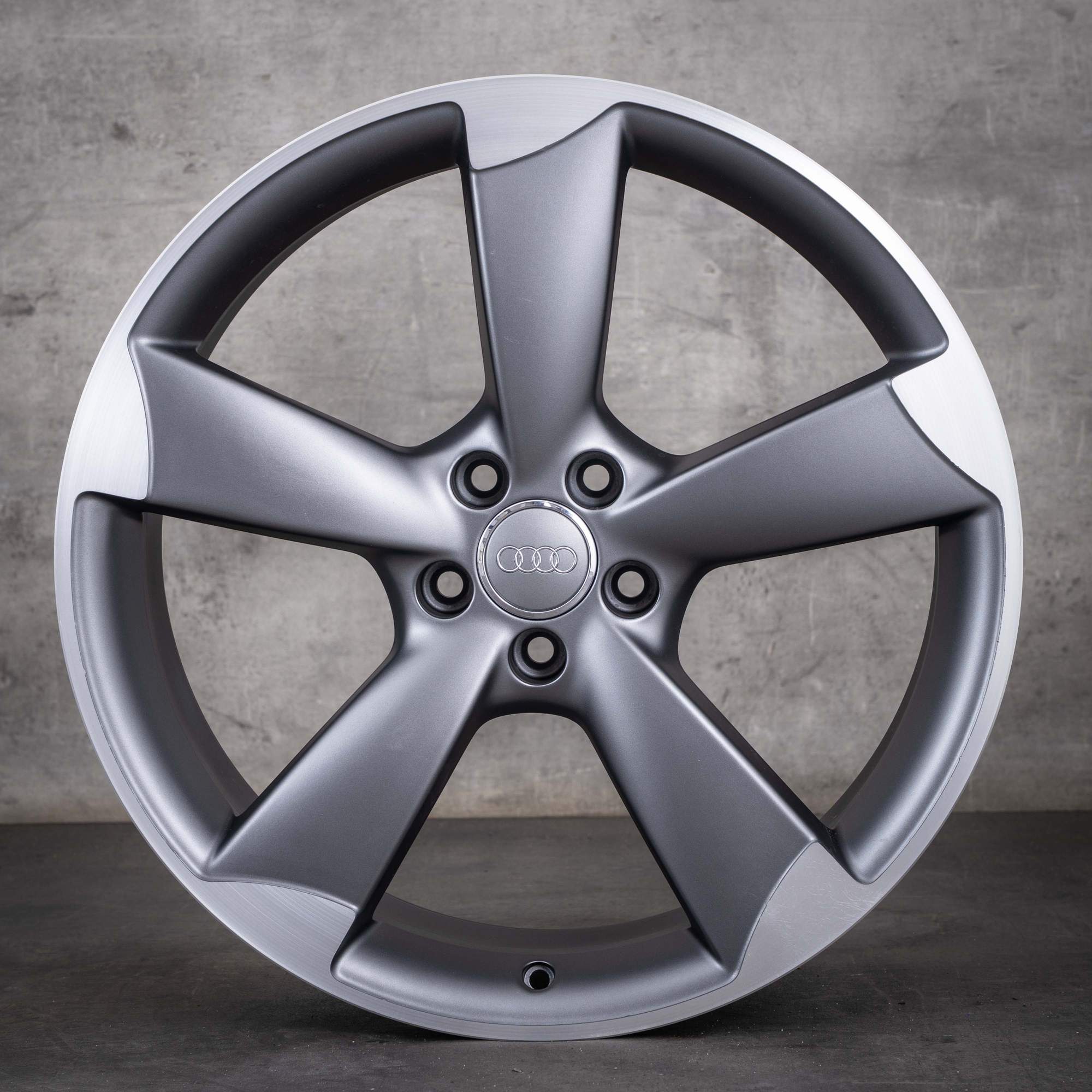 Oryginalne koła zimowe do Audi A6 S6 20 cali felgi Rotor 4G C7 4G0601025AC tytanowe matowe z efektem diamond cut