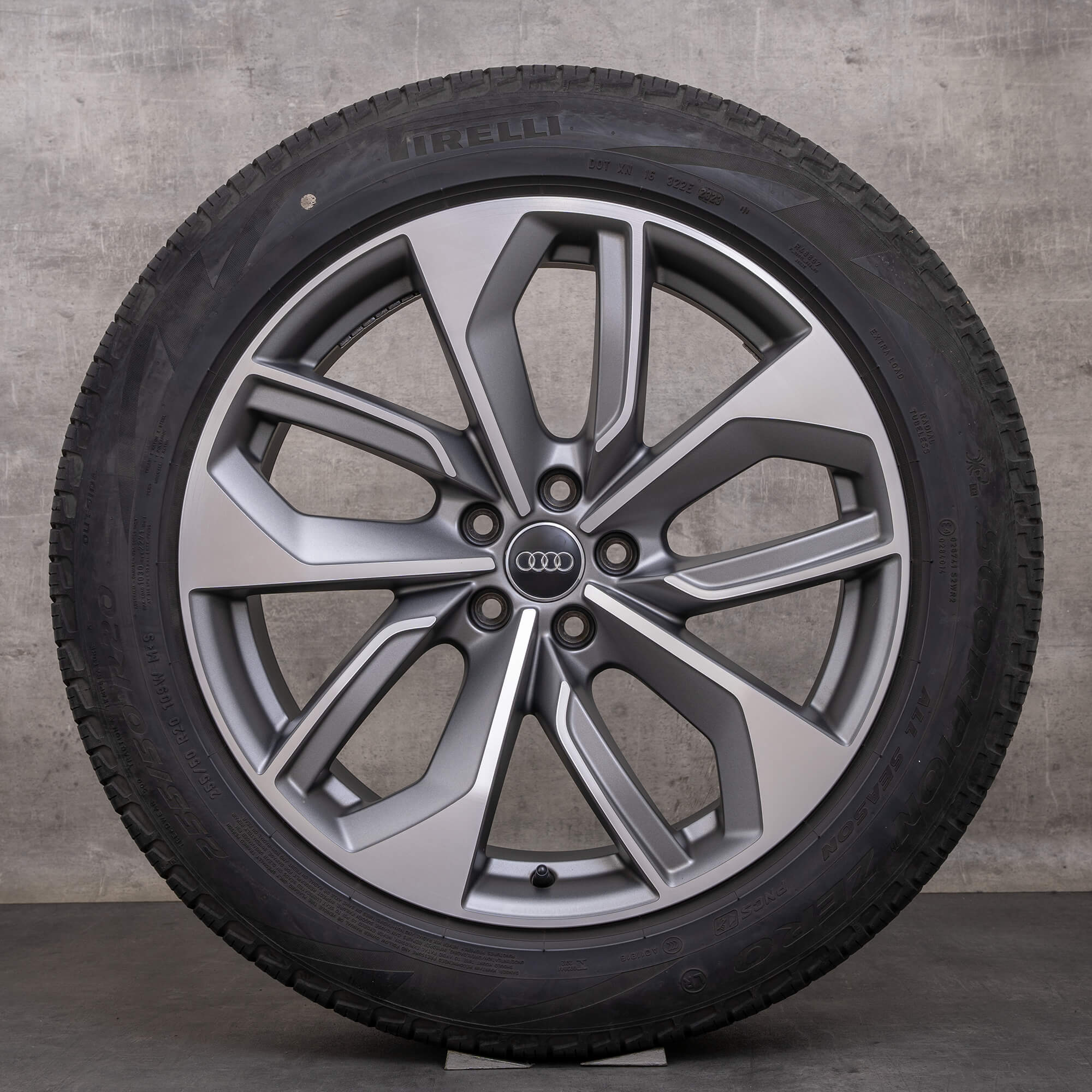 Alkuperäiset Aidot Audi e-tron GE & Q8 Sportback vanteet 20 tuumaa, all season renkaat 4KE601025 antrasiitti, kiillotettu