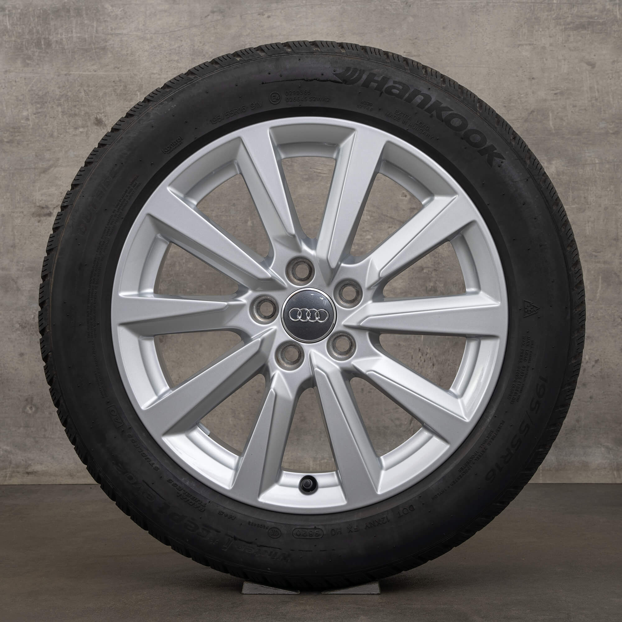 Rodas de inverno originais Audi A1 jantes GB 16 polegadas 82A601025C prata