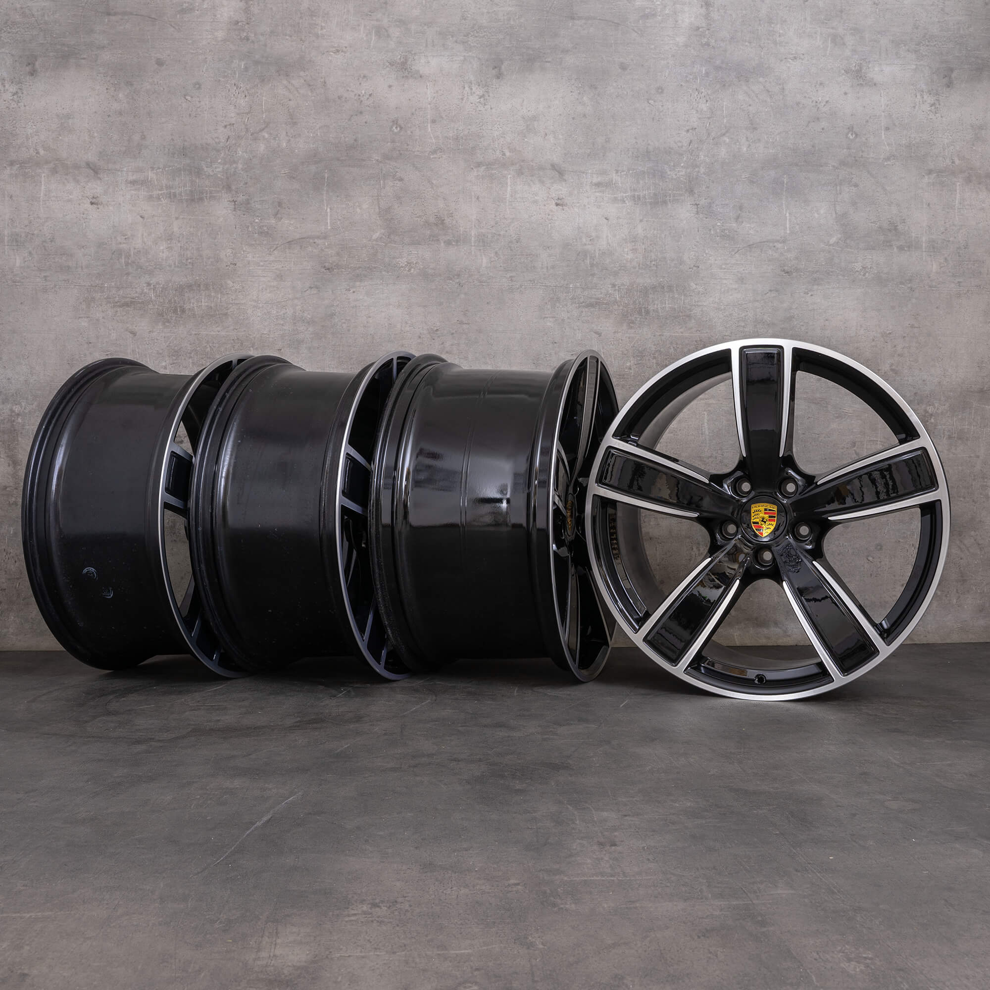 Original Porsche Cayenne Felgen 22 Zoll 9YA Coupé & S GTS E-Hybrid Turbo GT 9Y3601025AP 9Y0601025T schwarz glanzgedreht