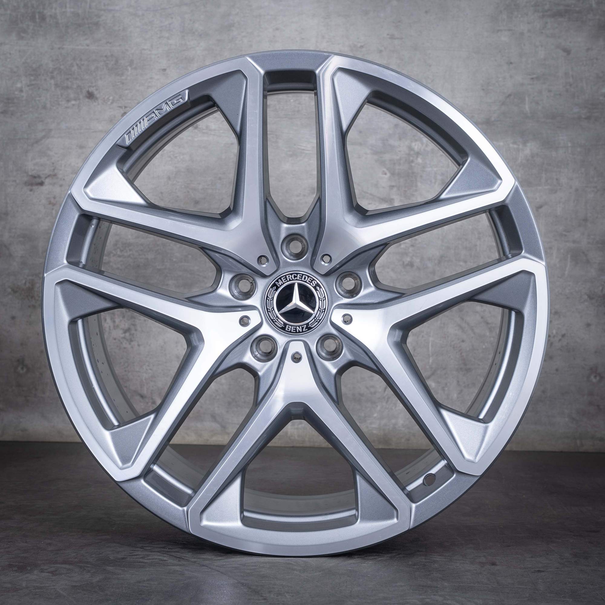 Alkuperäiset Mercedes Benz G-sarjan G63 AMG vanteet 21 tuuman W463A W465 A4634011900 himalajanharmaa kiillotettu