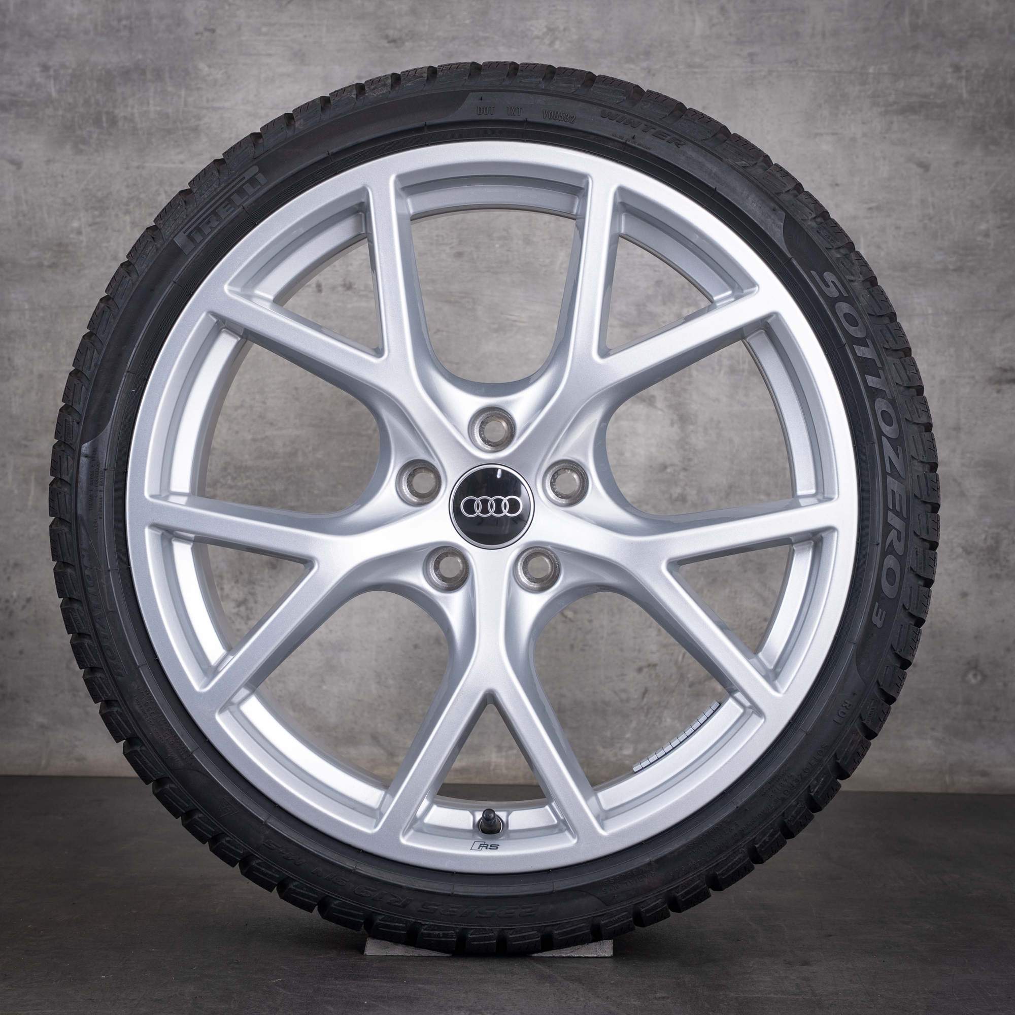OEM Audi RS3 winter wheels 19inch 8Y rims 8Y0601025BP 8Y0601025BQ Glossy Silver - wheel 1 of 4