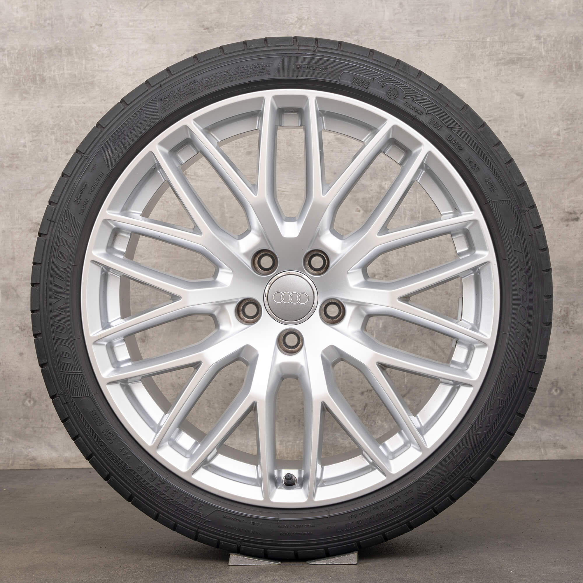Audi A5 S5 B8 8T 8F summer tires wheels 19 inch rims 8T0601025DC