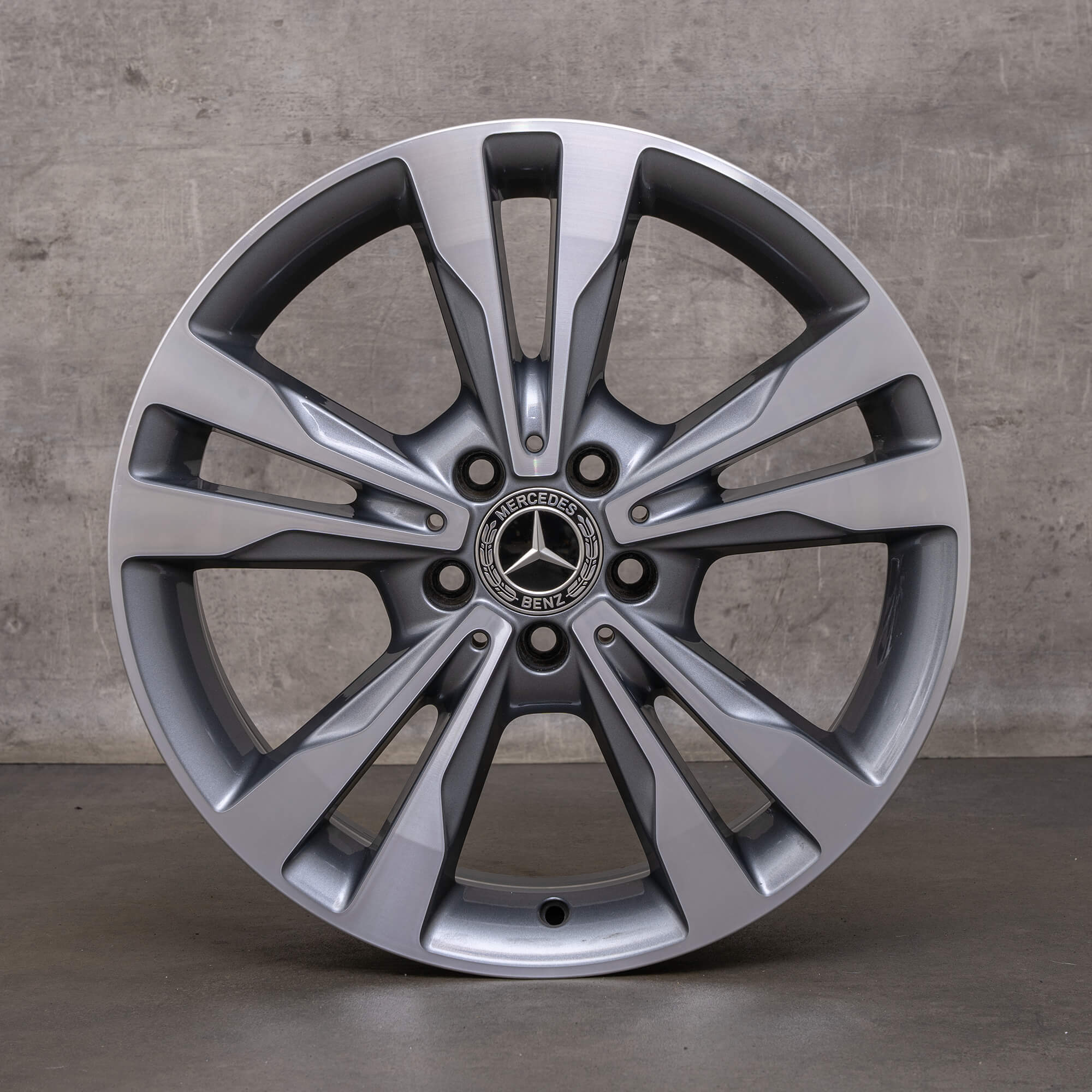 OEM Mercedes Benz C-Class rims 18 inch W205 C205 S205 A205 A2054012802 himalaya gray glossy turned