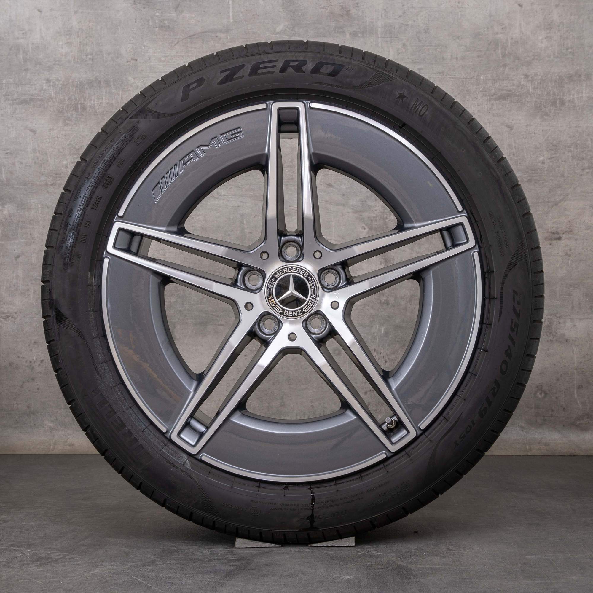 Jante originale Mercedes Benz E-Class AMG 19 inch W214 S214 Anvelope de vară A2144010300 A2144010400 himalaya grey Lucios