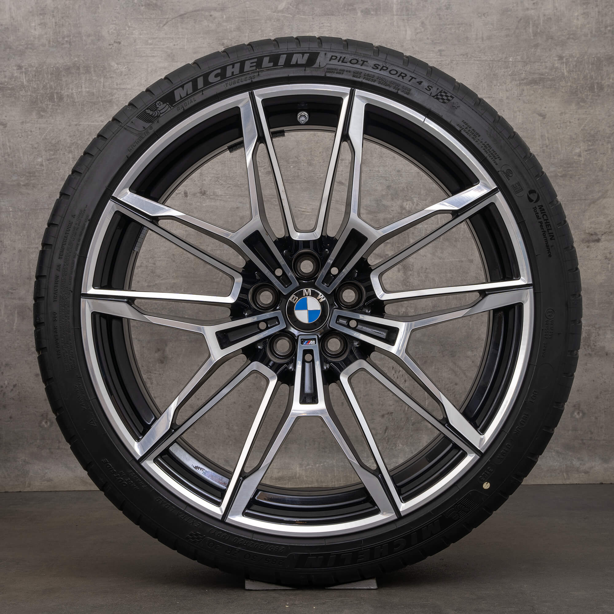 BMW M3 G80 M4 G82 G83 Sommerräder 19 20 Zoll Felgen 825 M Sommerreifen