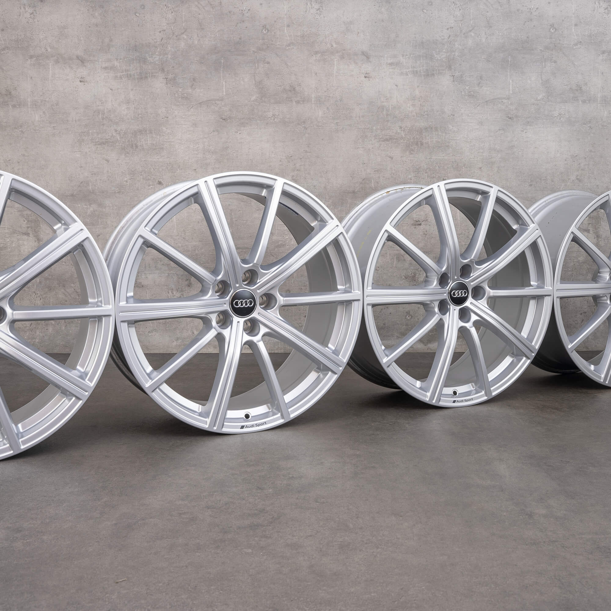 Audi 20 inch rims S line Q3 RSQ3 F3 aluminum 83A601025S 8.5 x ET 38 NEW