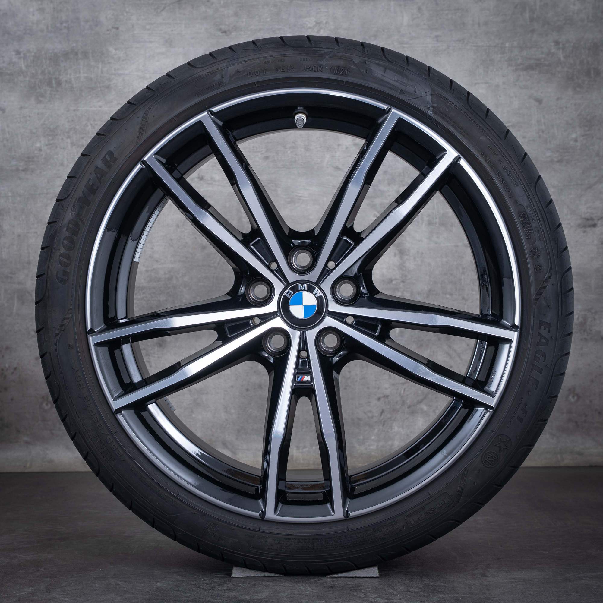 Oryginalał BMW seria 2 3 4 felgi 19 cali G42 G20 G21 G22 G23 koła letnie stylizacja 791 M 8089892 8089893 czarne polerowane toczone