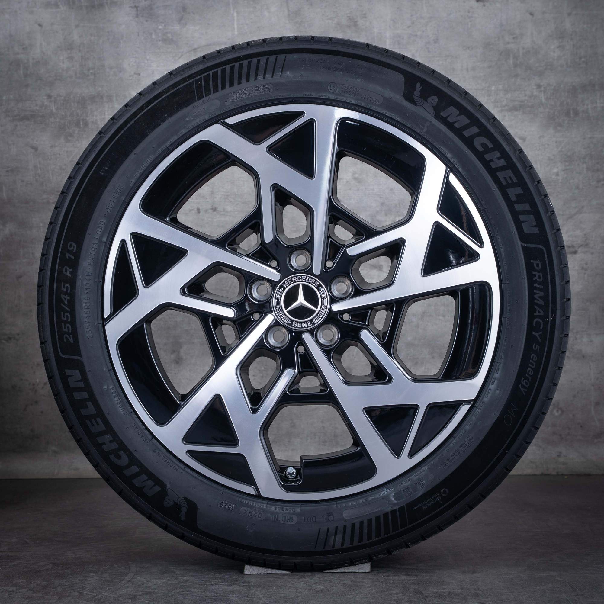 Alkuperäiset Mercedes-Benz C-sarjan talvirenkaat 19 tuuman vanteet W520 A5204010400 A5204010500 diamond cut mustat