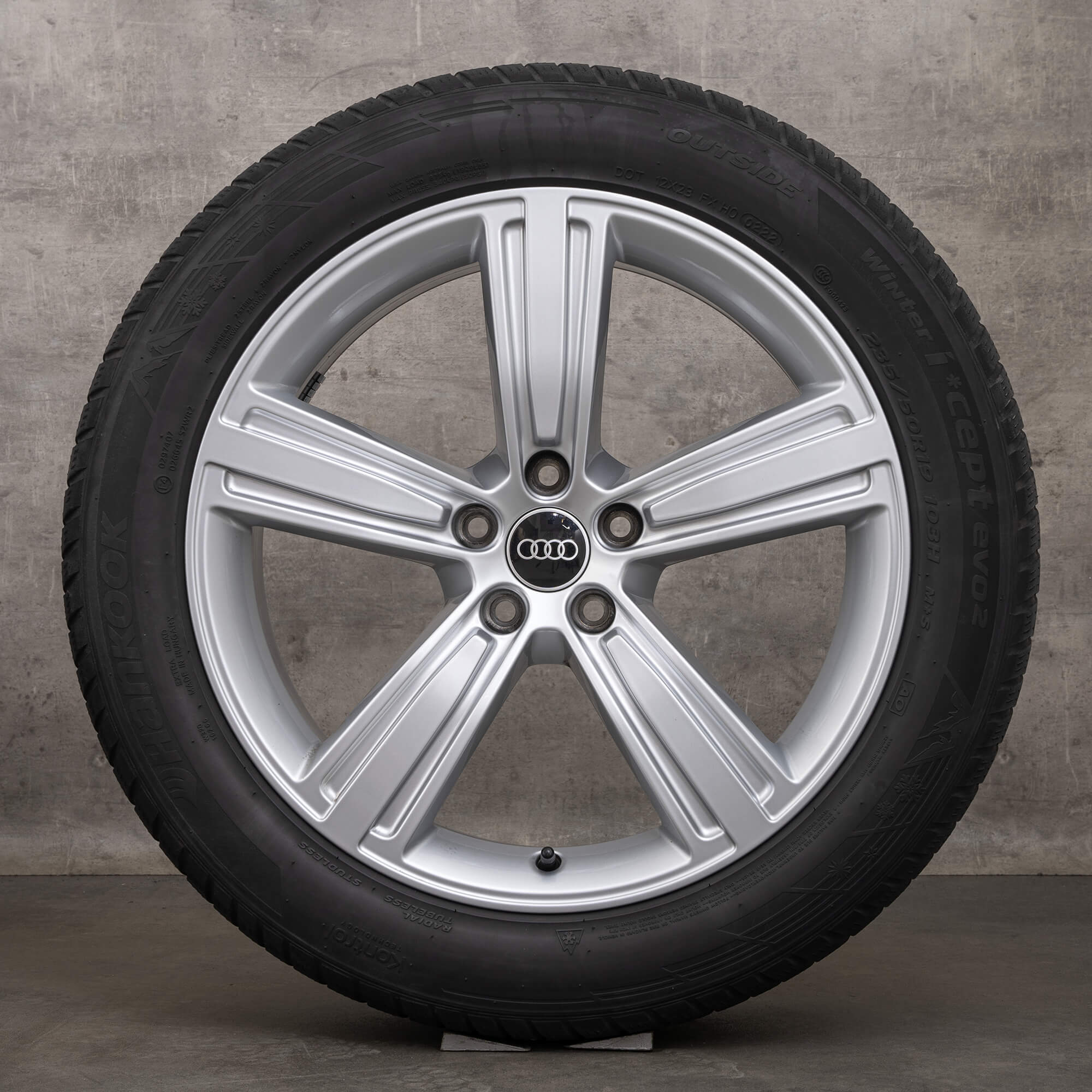 Oryginalne koła zimowe Audi A8 S8 19 cali 4N D5 felgi 4N0601025J srebrne