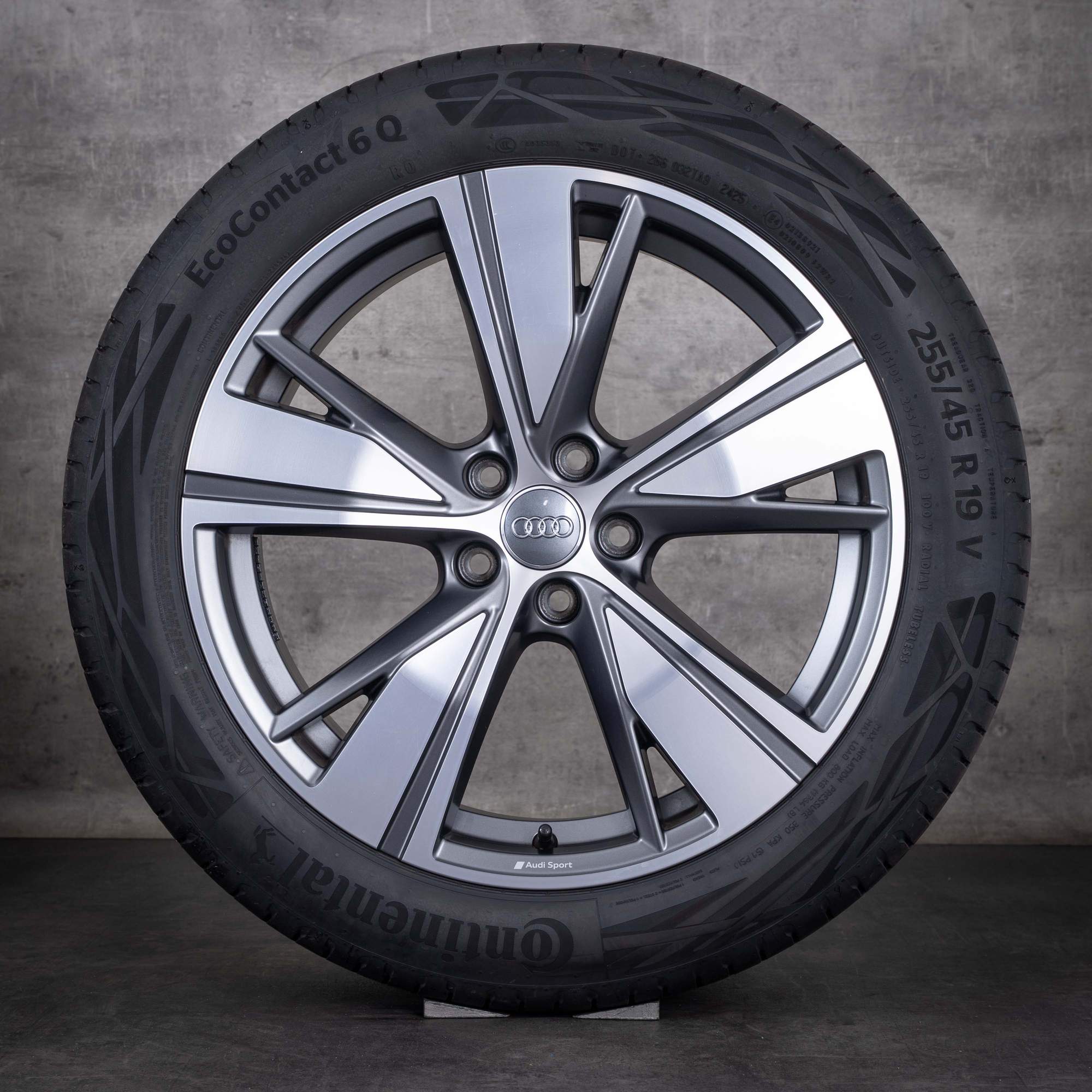 Original Audi Q3 & Sportback Felgen 19 Zoll FJ Sommerräder 83H601025AB grau seidenmatt glanzgedreht