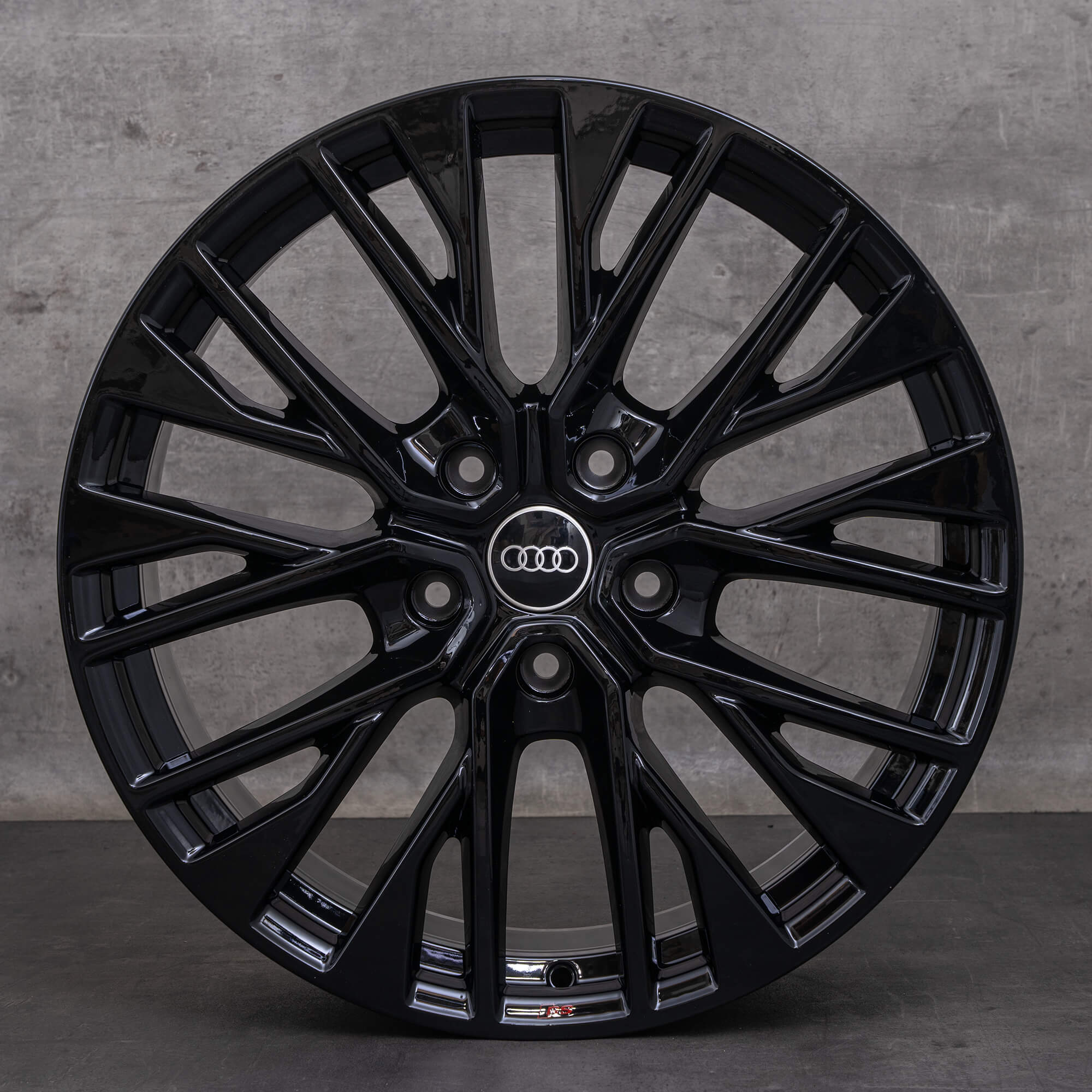 OEM Audi e-tron GT Rims 20 inch FW Gran Turismo quattro 4J3601025CE ...