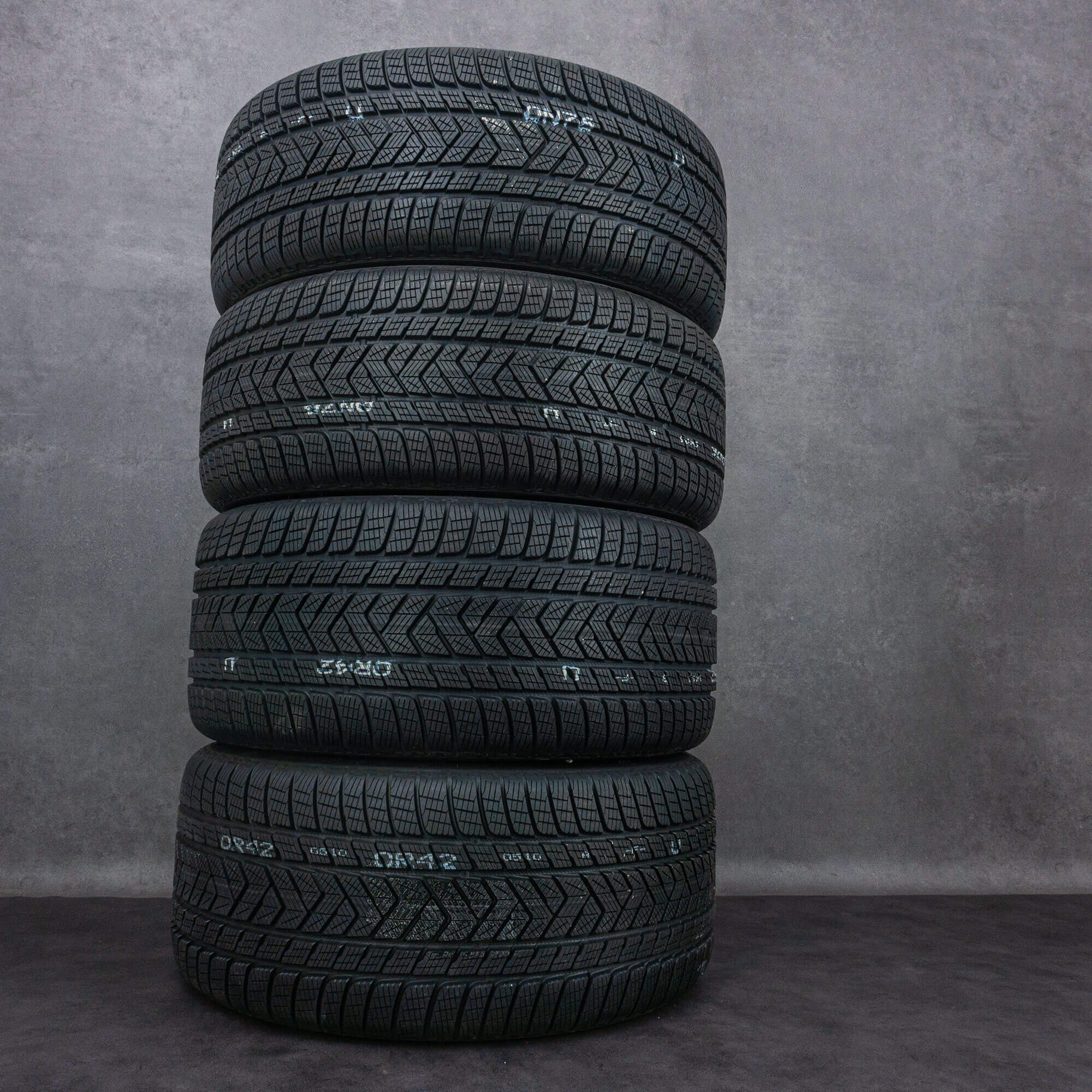 Original Porsche Cayenne Felgen 21 Zoll 9Y0 Winterräder Winterreifen NEU schwarz