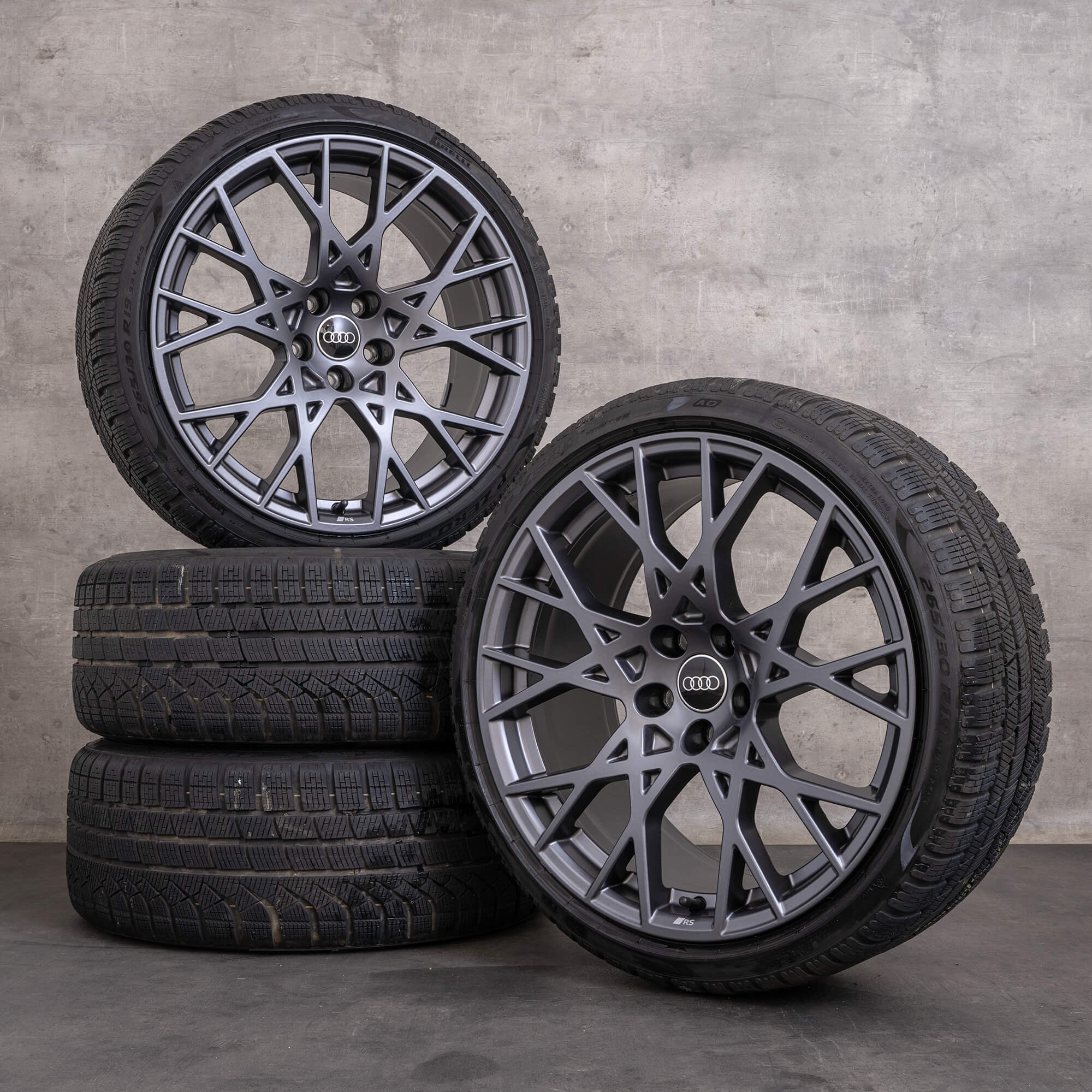 Originální zimni alu kola Audi RS3 19 palcové disky 8Y 8Y0601025DE 8Y0601025DD šedé saténové provedení