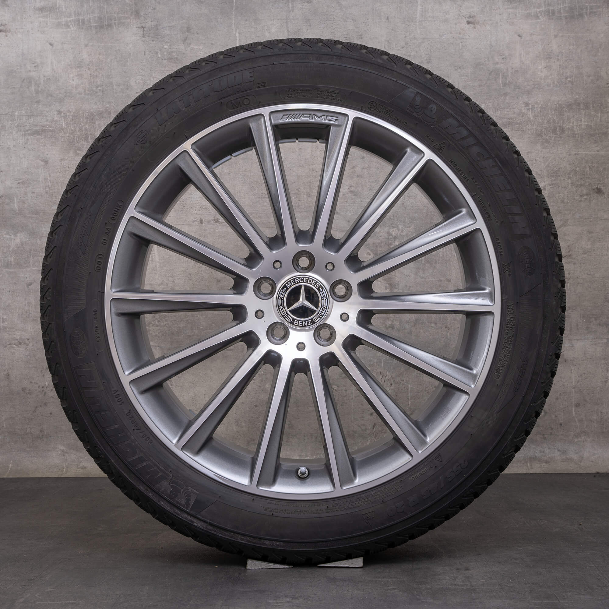 Oryginalne koła zimowe Mercedes Benz GLC AMG 20 cali X253 C253 felgi A2534011900 himalaya szary polerowane