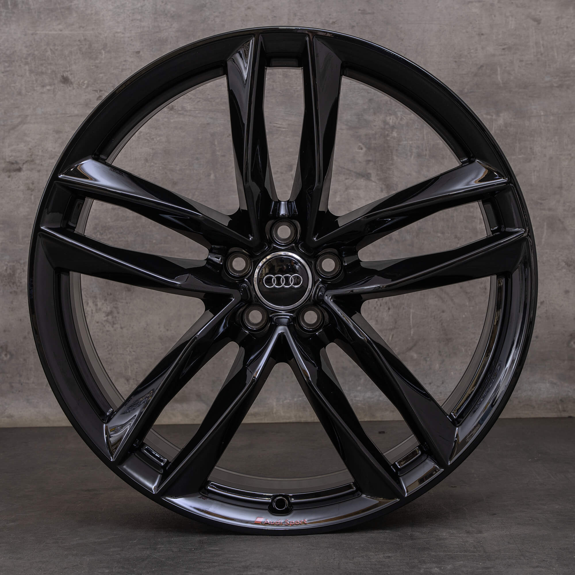 Original Audi RS6 fälgar / fälg 21 tum 4G 4G0601025CG svart glansig