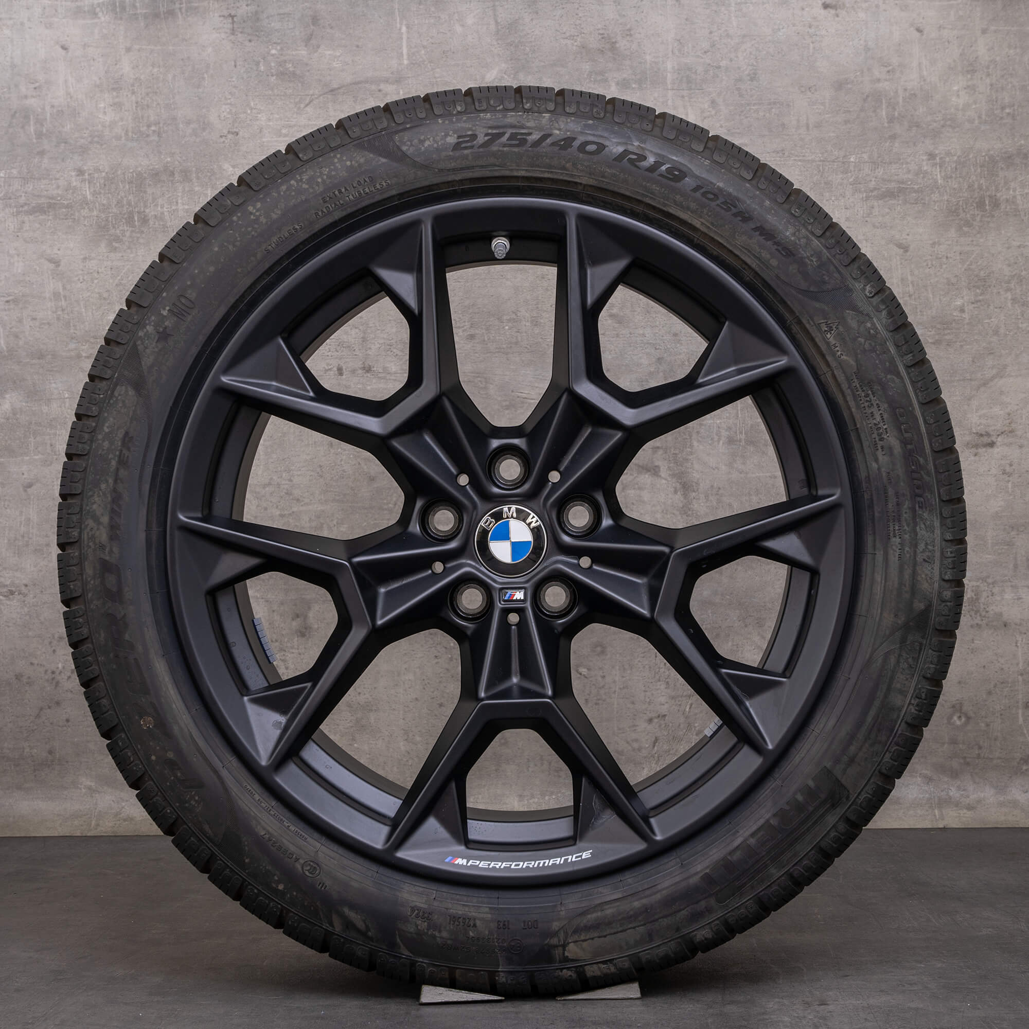 Original BMW i5 Winterräder 19 Zoll G61 Felgen Styling 942 M 5A324F4 5A47160 schwarz matt