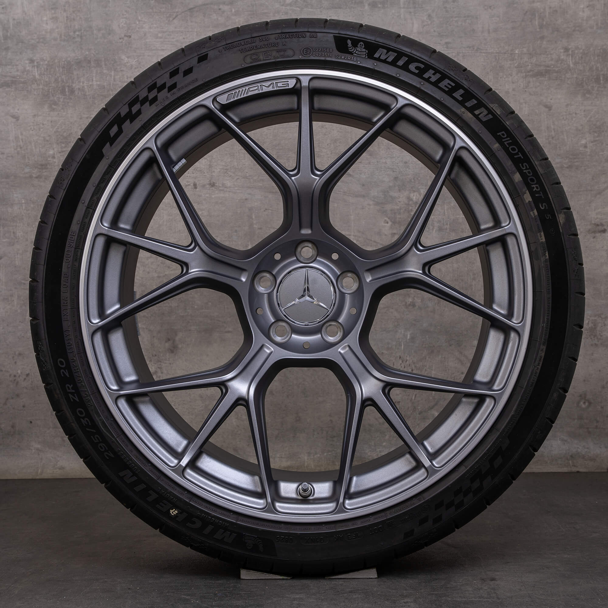 Alkuperäiset Mercedes Benz CLE 53 AMG vanteet 20 tuuman C236 A236 kesäpyörät A2364013100 A2364013200 himalajanharmaa matta kiillotettu pinta