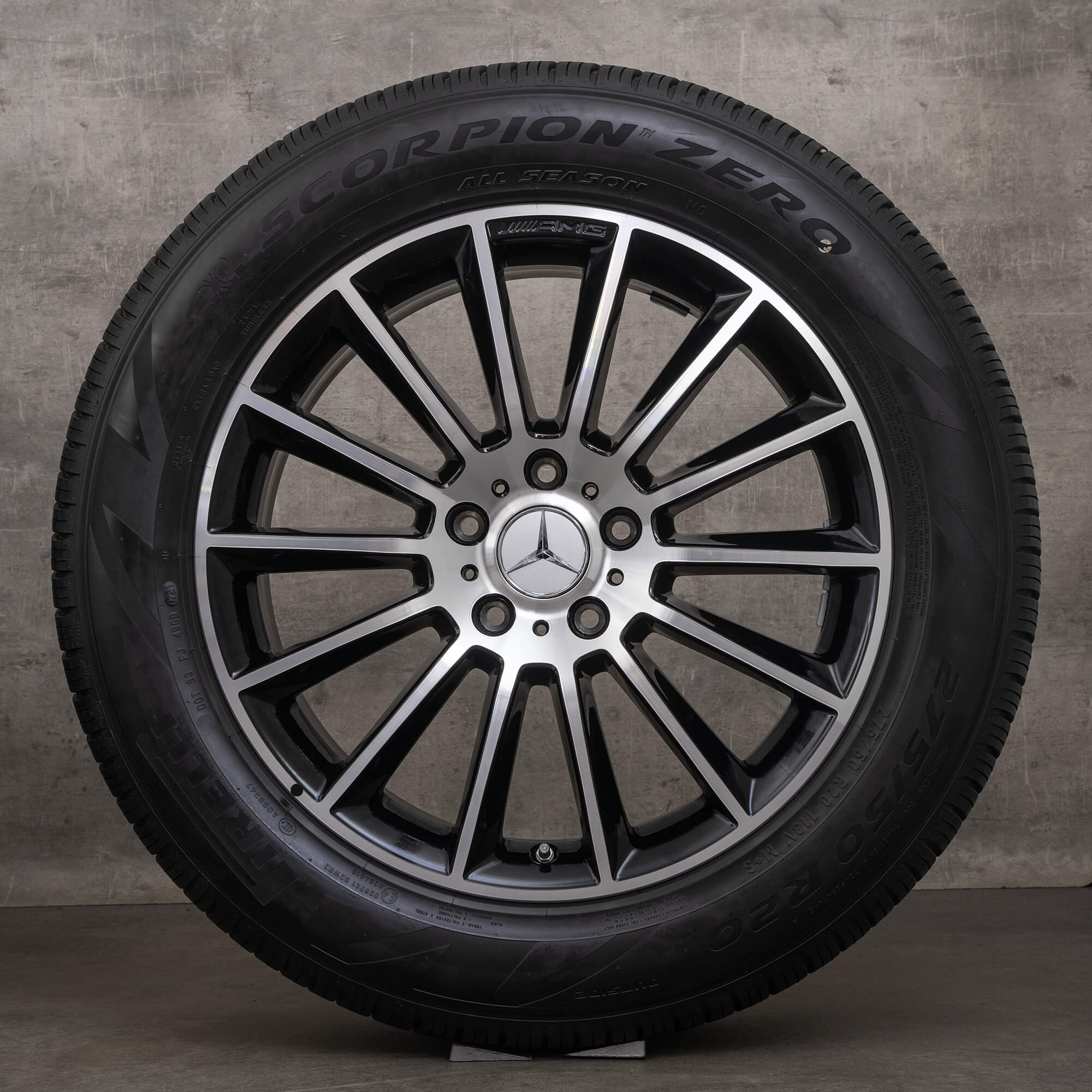 AMG Mercedes Benz G Klasse W463 G350d G400d G500 20 Zoll Felgen Allwetterreifen