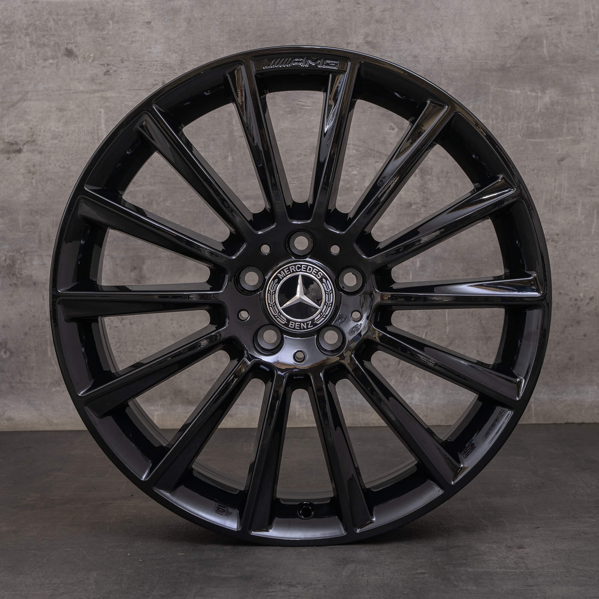 Orijinal Mercedes Benz C-Serisi AMG jantlar 19 inç W205 S205 C205 A205 A2054011300 A2054011400 siyah parlak