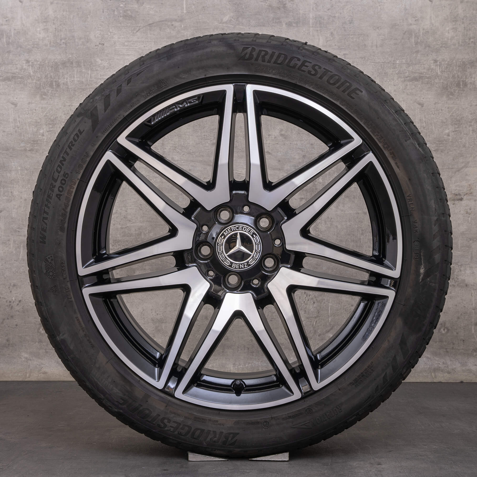 Original Mercedes Benz V-Klasse AMG Winterräder 19 Zoll W447 Vito Felgen A4474015100 schwarz glanzgedreht