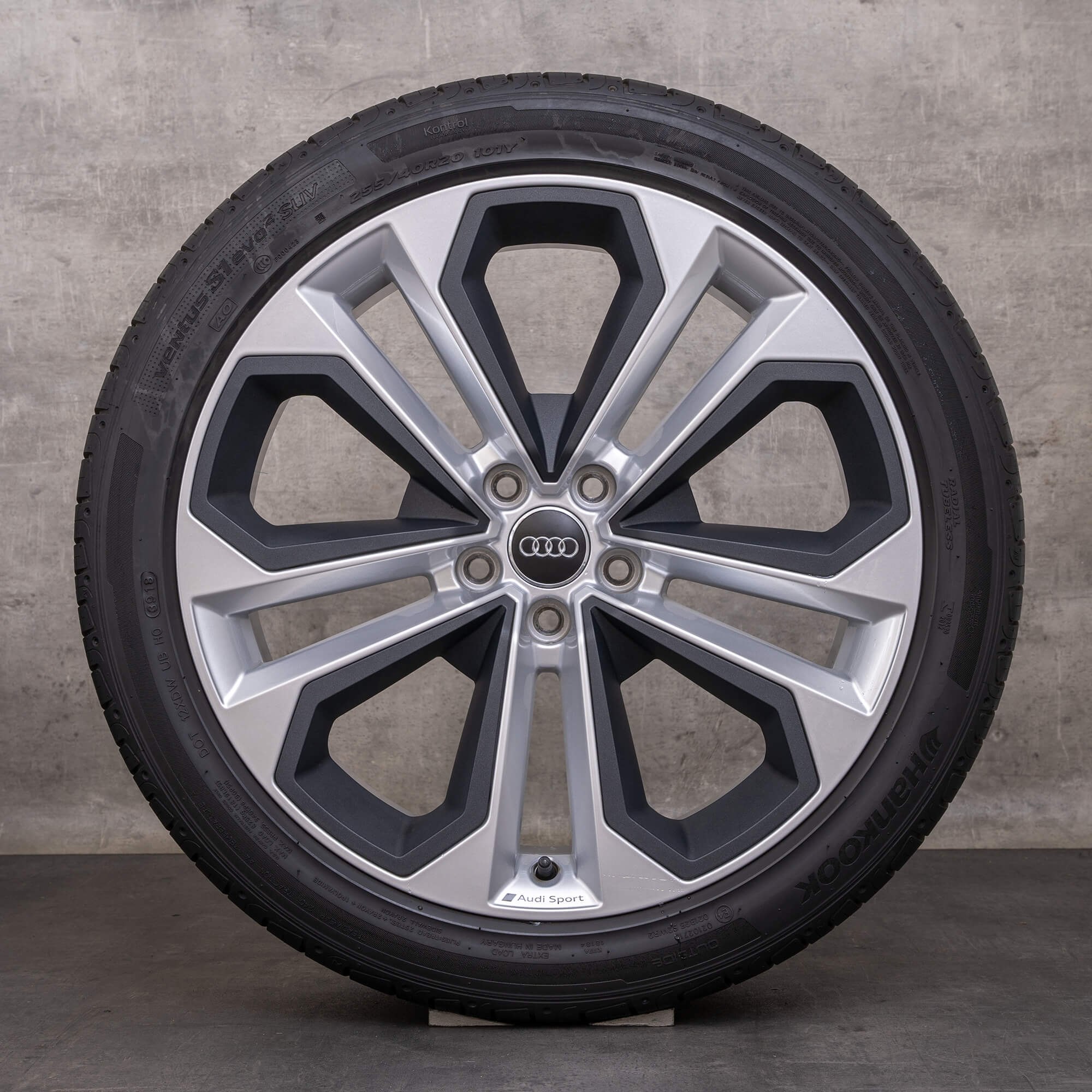 Original Audi Q3 RS & Sportback fälgar 20 tum F3 sommarhjul 83A601025E siber gloss titan matt