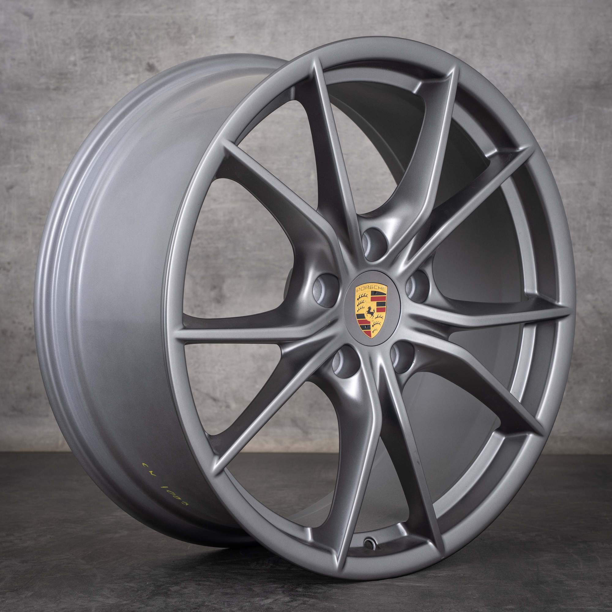 Jante oem Porsche 991 II 20 pouces Carrera 4 & S GTS 99136271000 argent platine mat