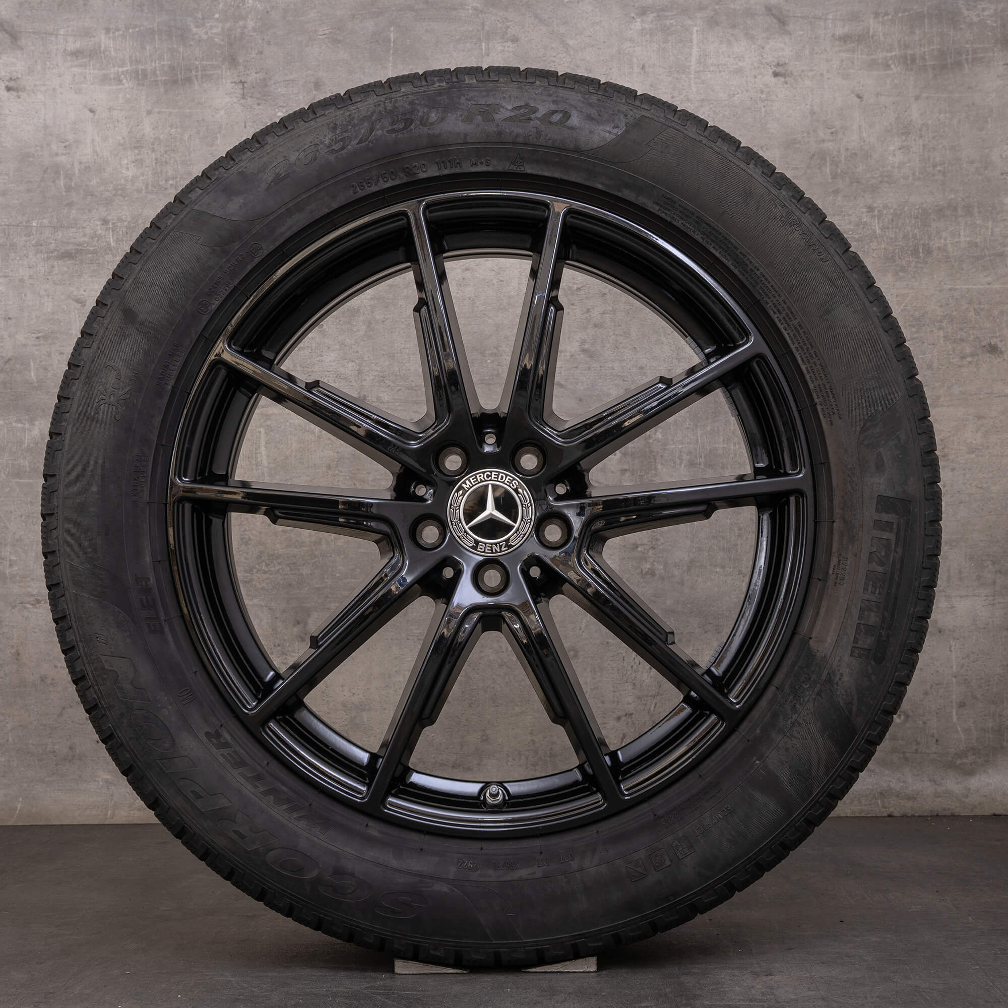 Original zimní pneu s disky Mercedes Benz EQS SUV 20" X296 ráfky na auto A2964010300 černé lesklé