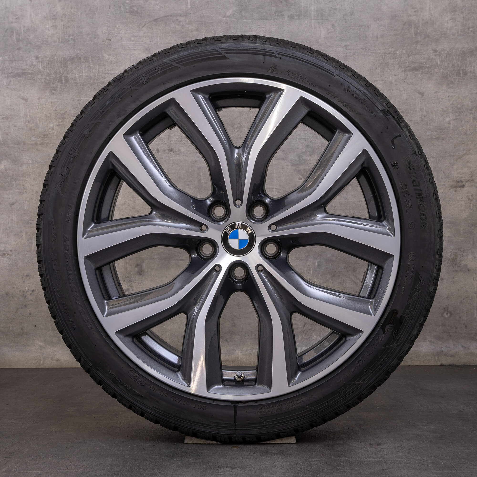 OEM BMW X1 X2 snow tire packages 19 inch F48 F39 rims styling 511
