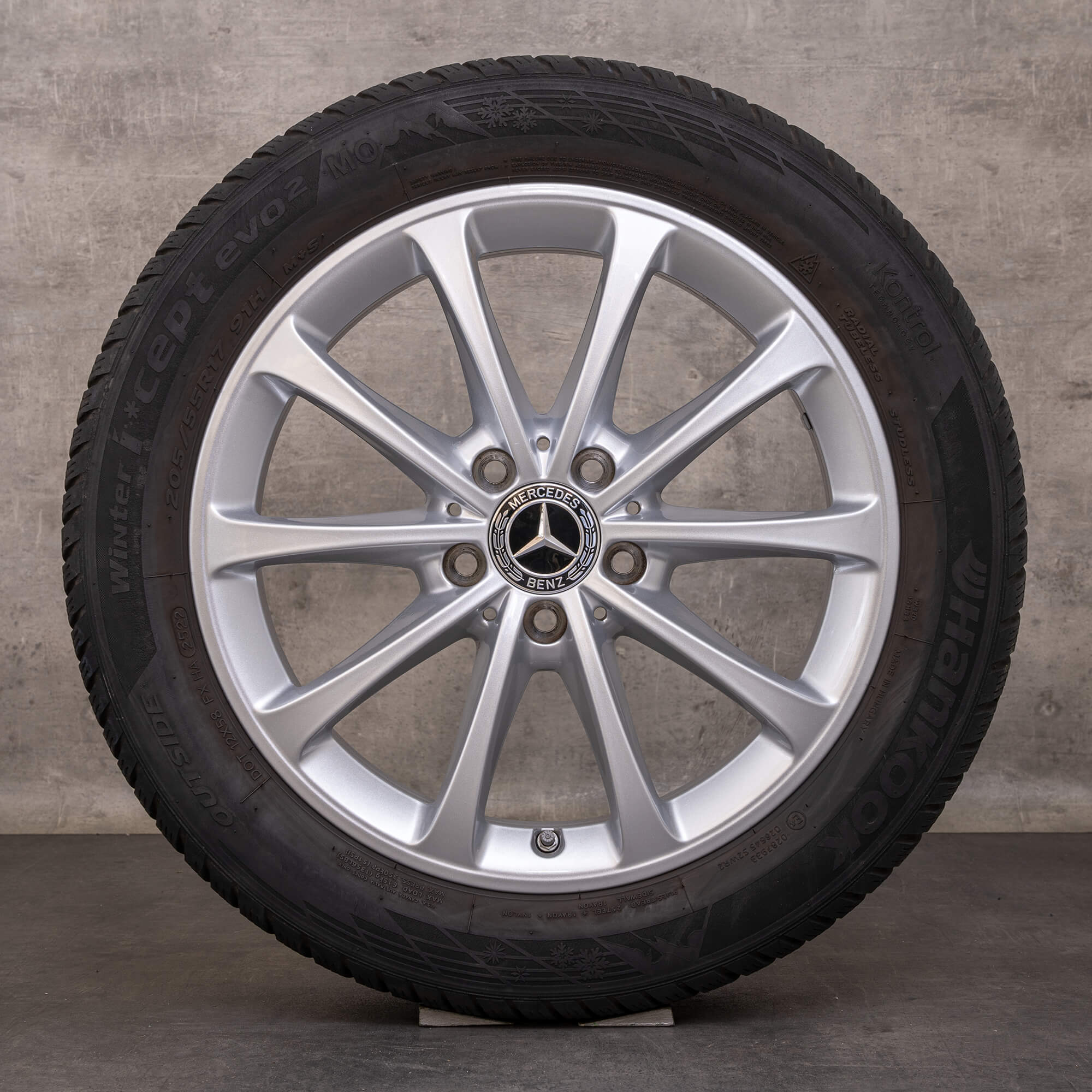 Oryginalne koła zimowe Mercedes Benz A Klasa B CLA 17 cali W177 V177 W247 C118 X118 Felgi A1774010300 srebrne