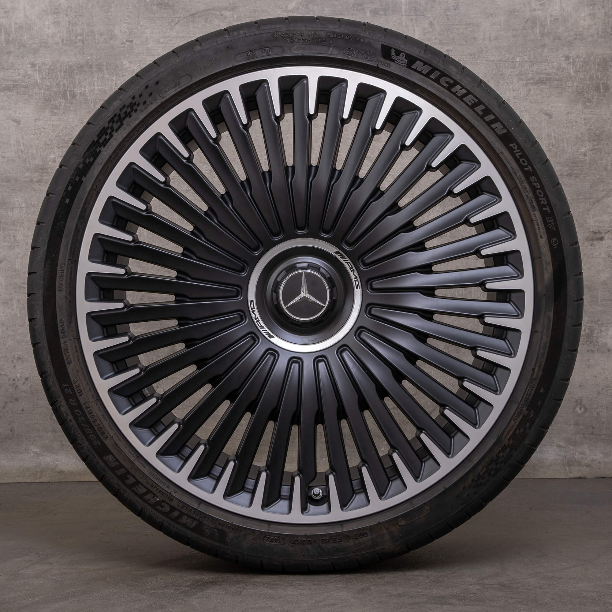 Original Mercedes Benz EQE 43 53 AMG fælge 21 tommer V295 sommerhjul A2954013100 A2954013200 sort mat blank drejet