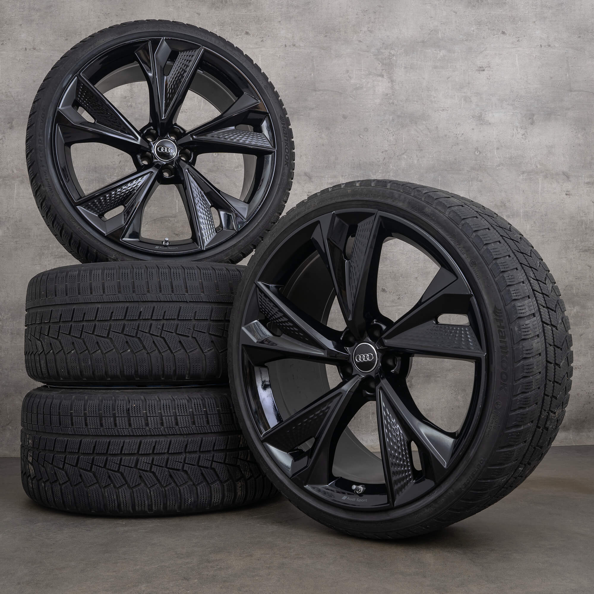 Audi RS6 RS7 4K C8 winter wheels 22 inch rims tires 4K0601025BC black