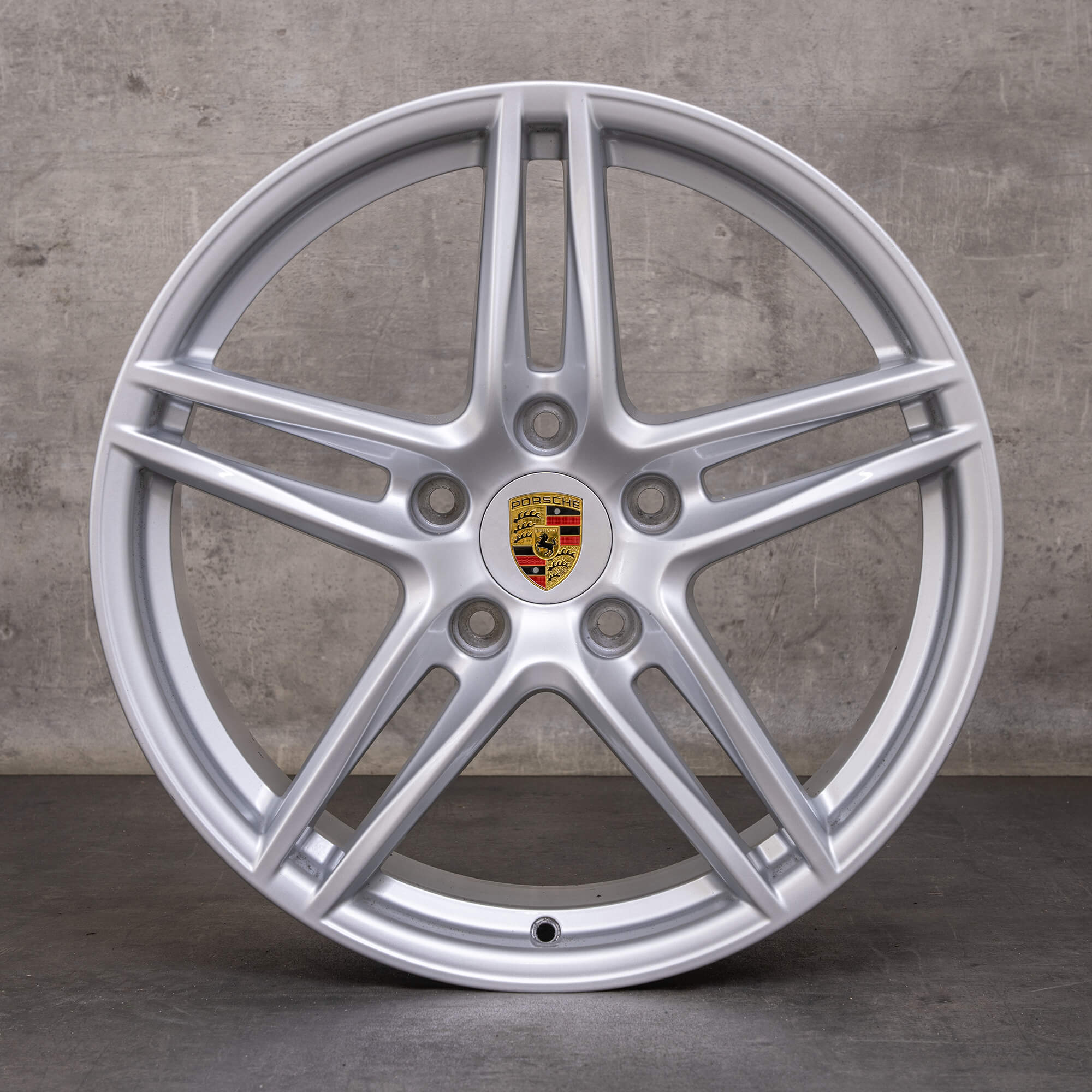 Oryginalne felgi Porsche 911 19 cali 991 II Carrera C2 S 99136251000 99136256002 srebrne błyszczące