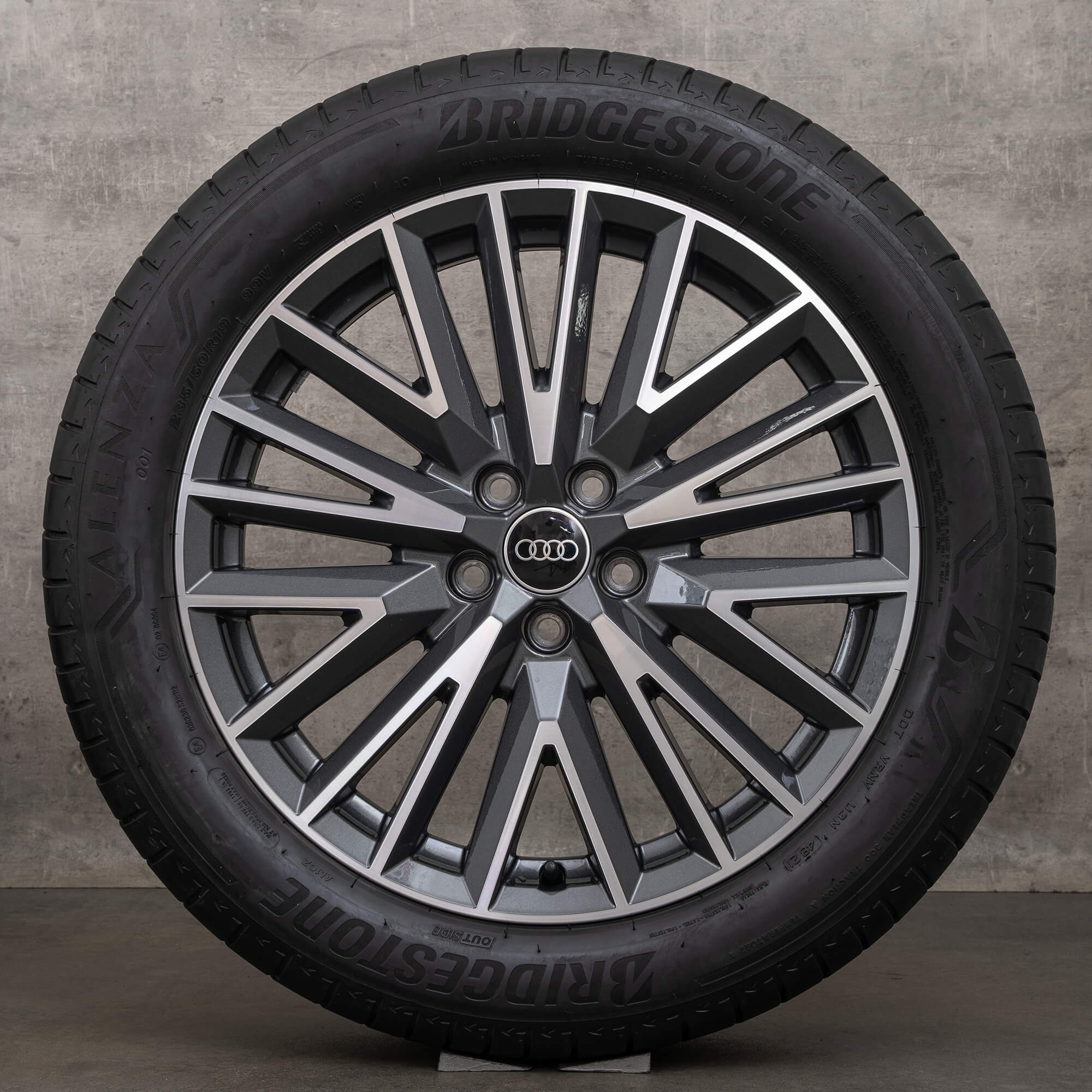 Audi Q3 F3 summer wheels 19 inch rims tires 83A601025L Audi Q3 F3 summer wheels 19 inch rims tires 83A601025L