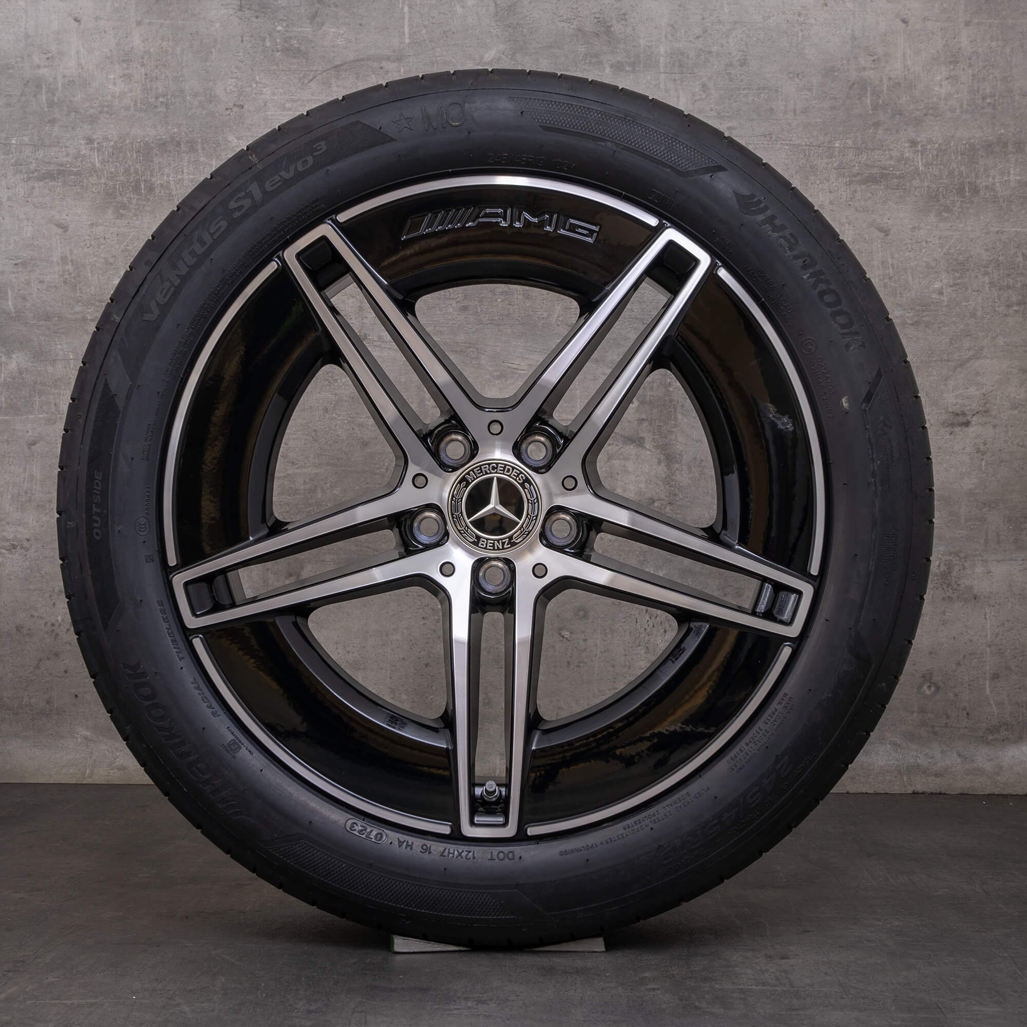 Anvelope de iarnă originale Mercedes Benz E-Class AMG 19 inch W214 S214 jante A2144010300 negru lucios NOU