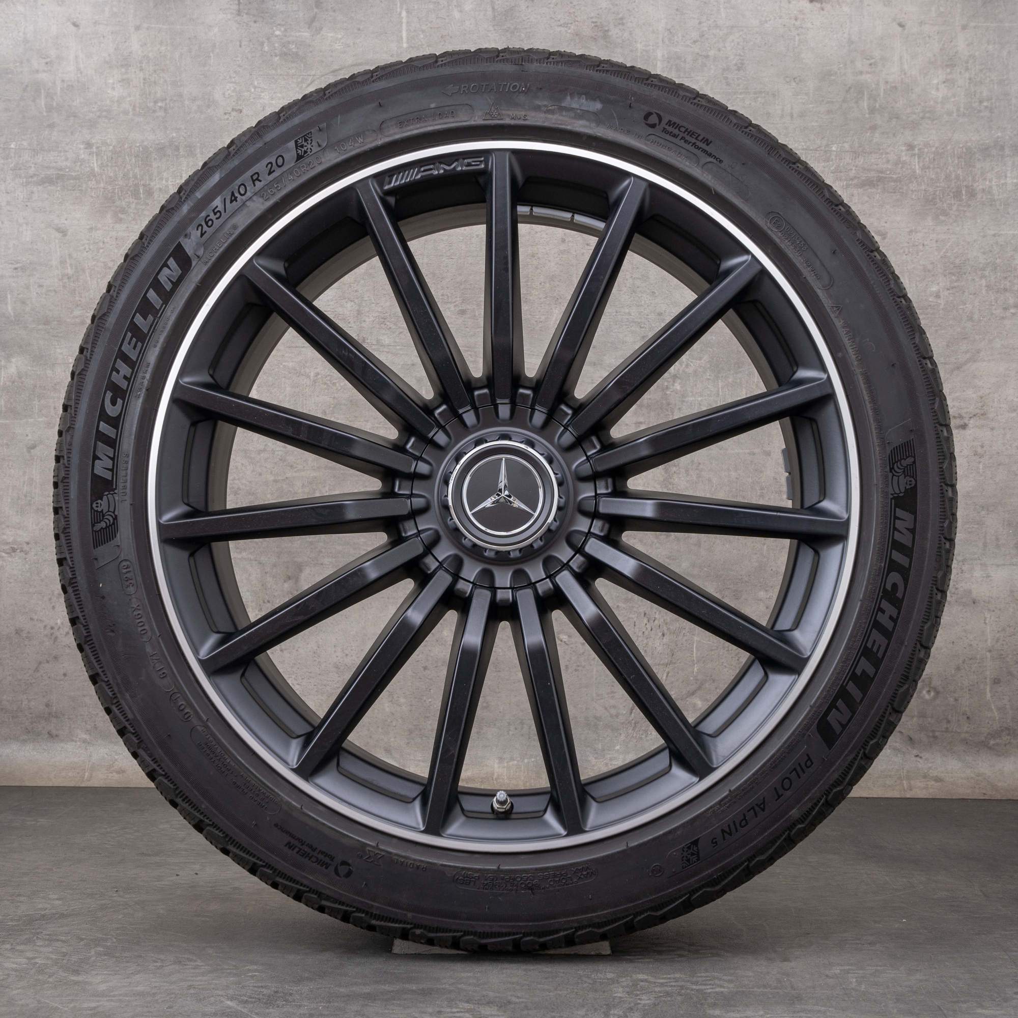 Alkuperäiset Mercedes Benz GT 43 53 63 & S 4Matic+ AMG talvirenkaat 20 tuuman X290 4-oviset vanteet A2904010600 A2904010700 musta matta kiillotettu musta.