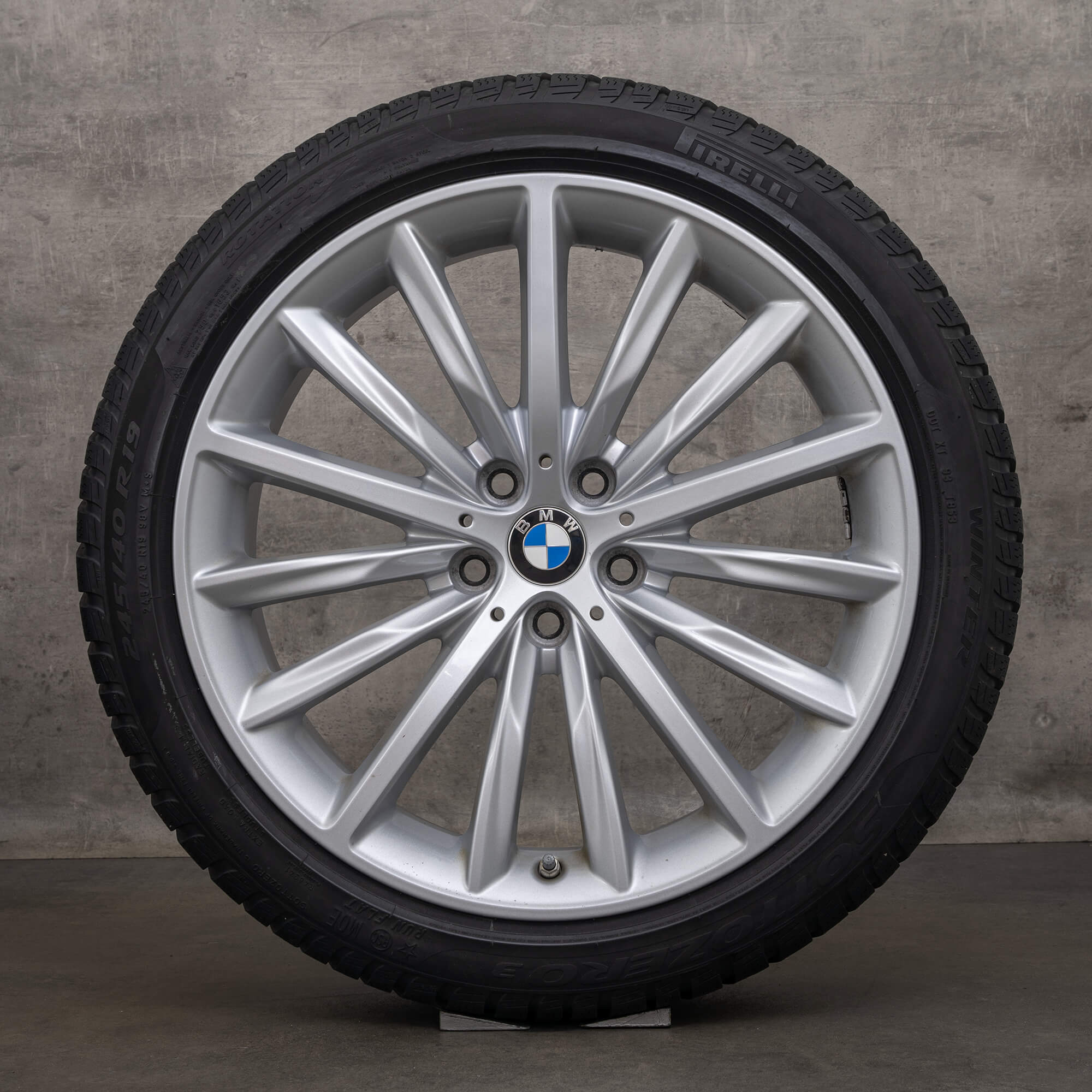 Alkuperäiset BMW 5-sarjan 19 tuuman G30 G31 vanteet täydelliset talvivanteet tyyli 633 6863419 hopea talvirenkaat