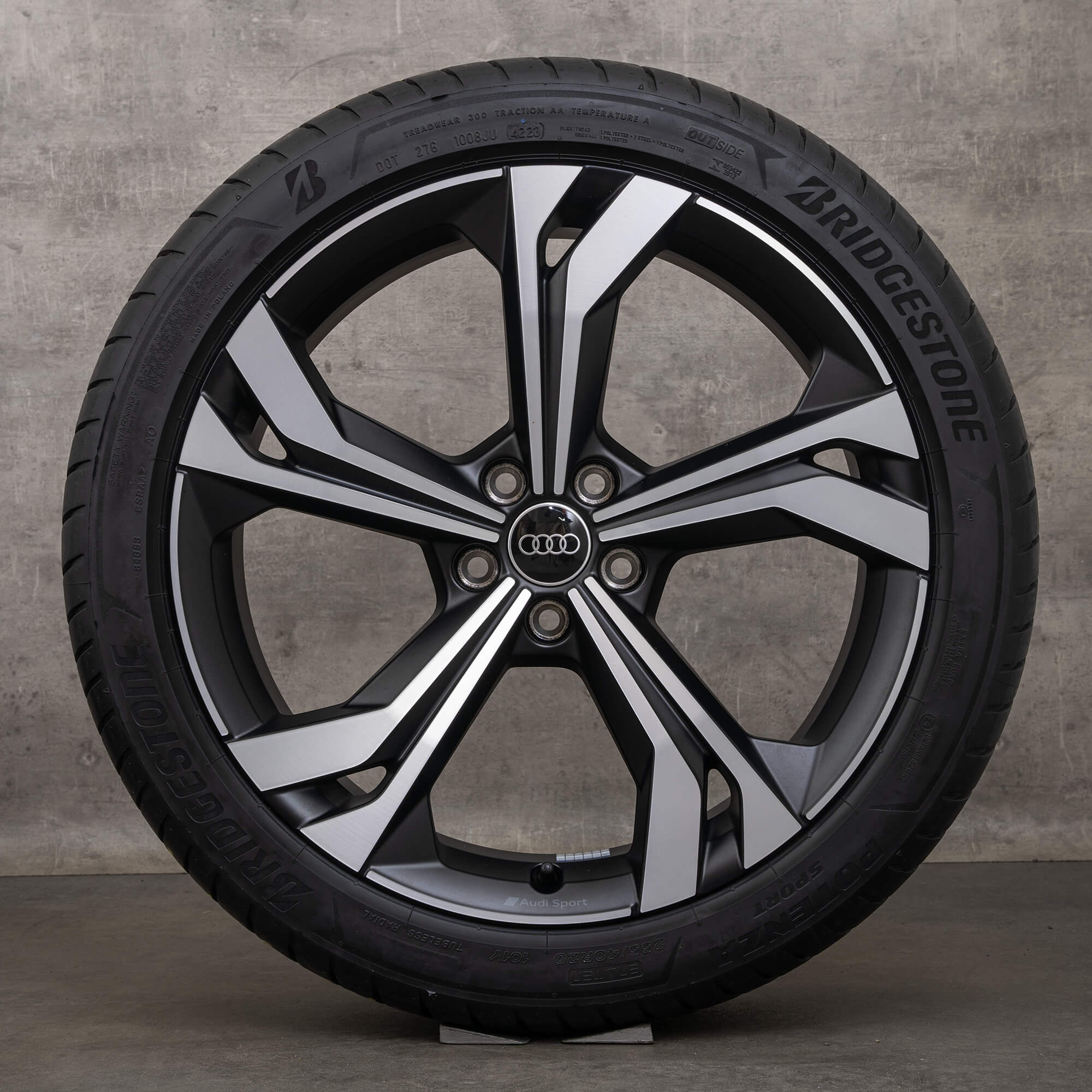 Audi Q3 RS Q3 SQ3 F3 20 Zoll Felgen Sommerräder Rotor 83A601025AC NEU