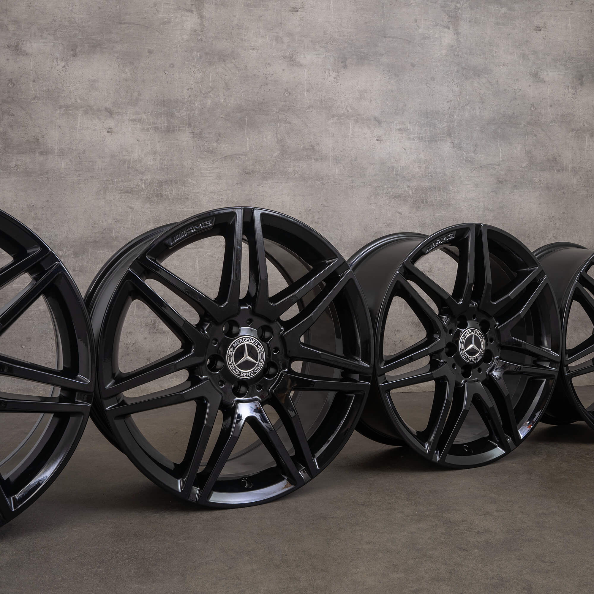 Original Mercedes E Klasse C207 A207 19 Zoll Felgen A2124011900 schwarz