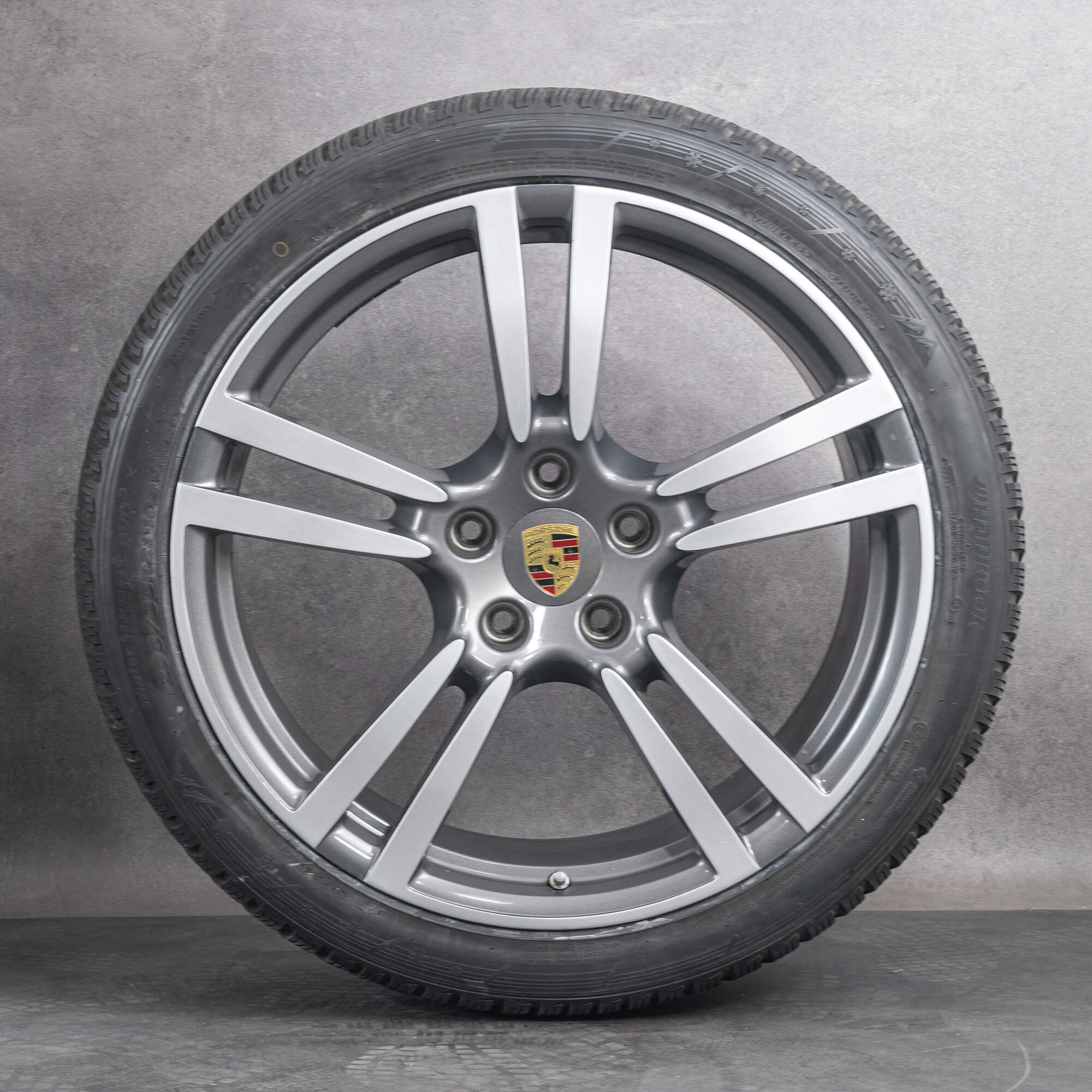 Originele Porsche 21 inch Cayenne winterbanden 958 92A Turbo II