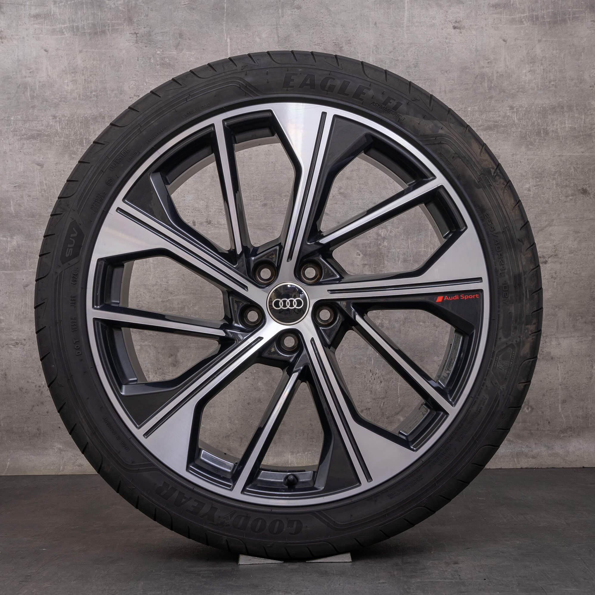 Originale Audi Q5 SQ5 sommerhjul 21 tommers FY felger svart polert 80A601025BQ