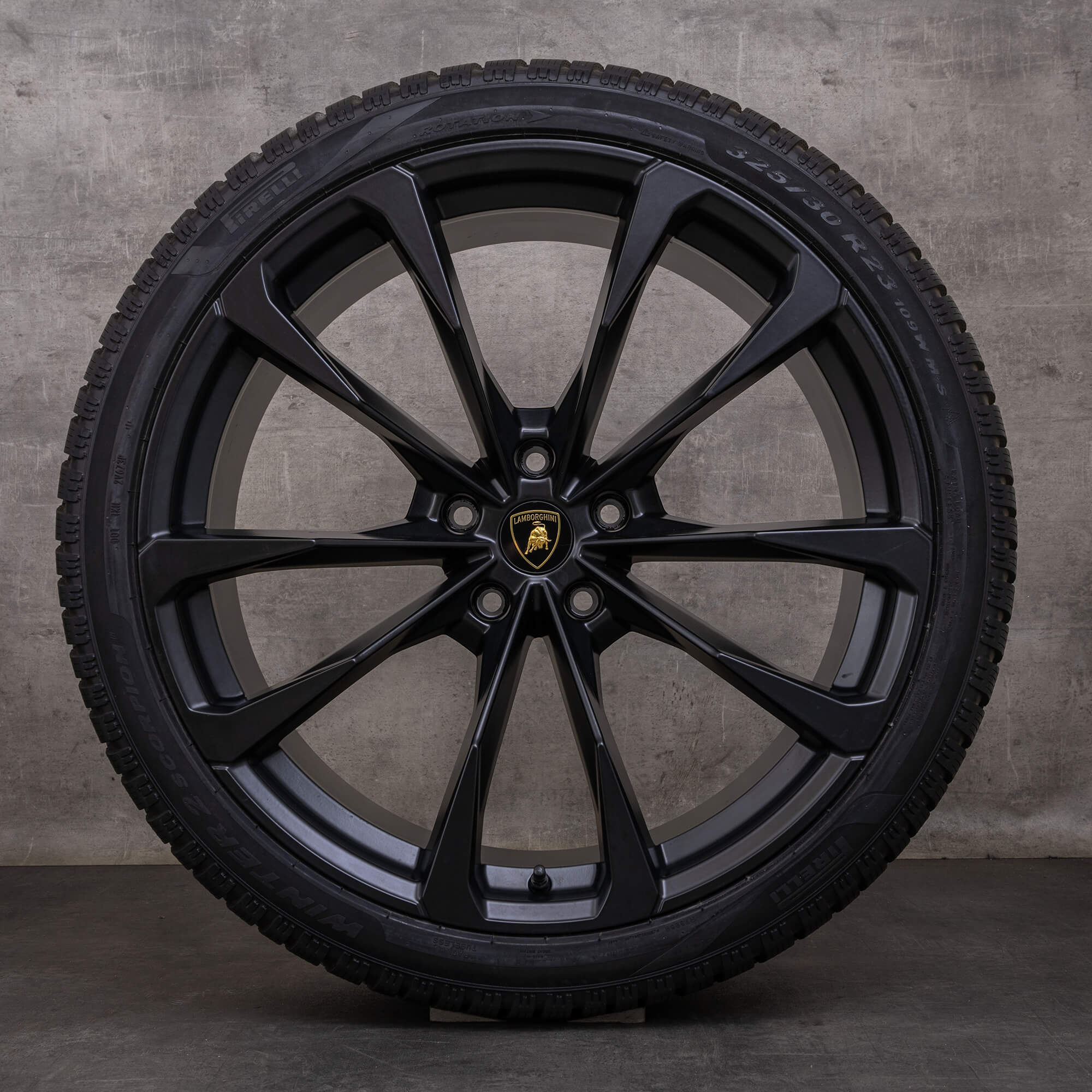 OEM Lamborghini snow tire packages 23 inch Urus rims 4ML601025AQ