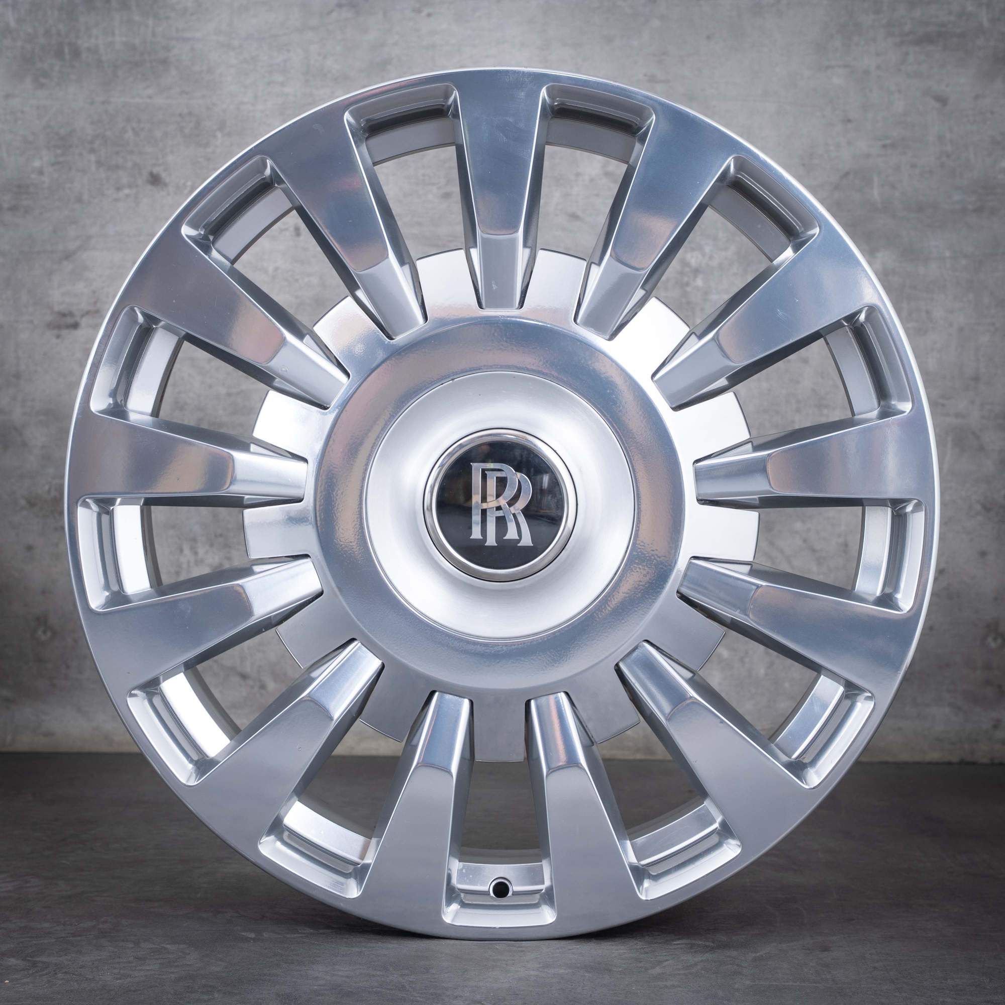 Alkuperäiset Rolls-Royce Phantom 8 vanteet 22 tuuman Styling 7-Spoke 679 6883747 6883748 kromi kiiltävä