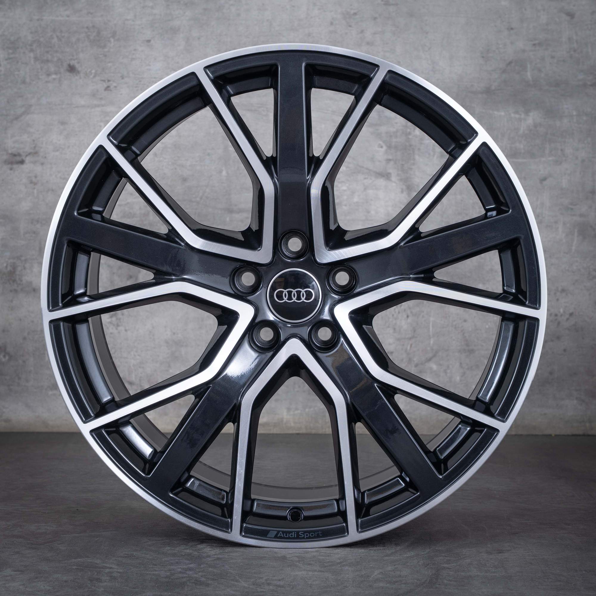 Oryginalne felgi Audi A8 S8 20 cali 4N D5 4N0601025AA Performance granit polerowane