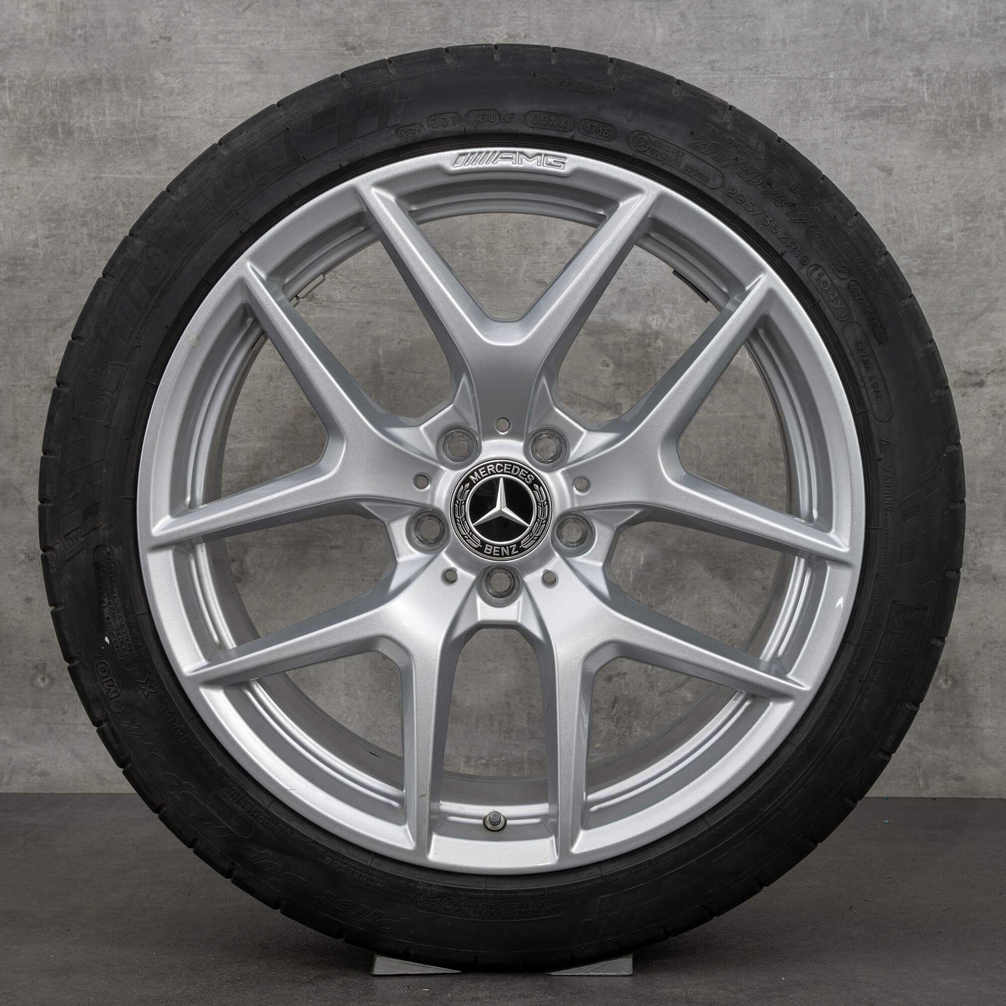 Jantes originais Mercedes-Benz AMG GT de 19 polegadas C190 R190 para pneus de verão A1904010300 A1904010400 prateadas