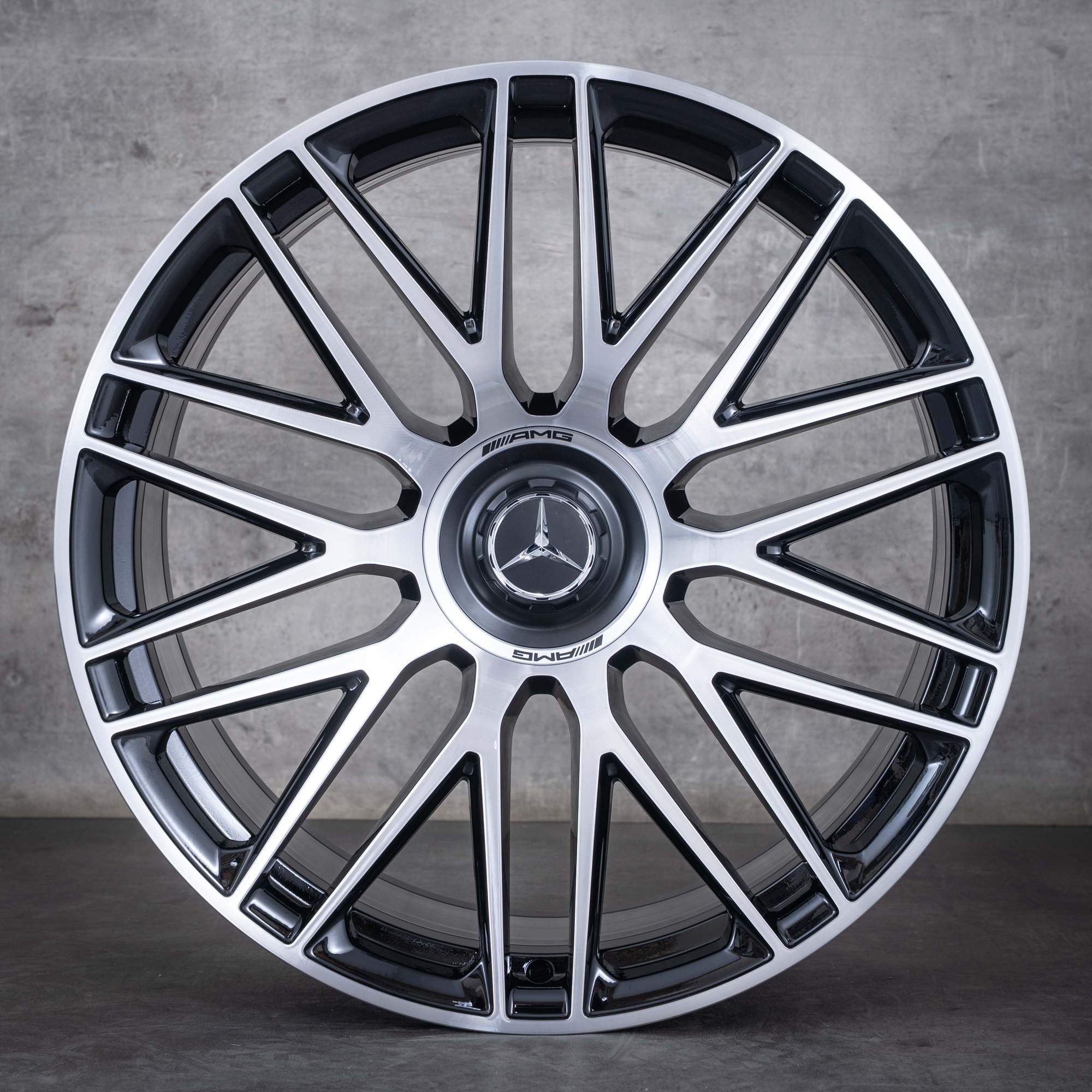 Alkuperäiset Mercedes Benz AMG GT vanteet 21 tuumaa C192 A1924011900 A1924012000 musta kiillotettu UUSI