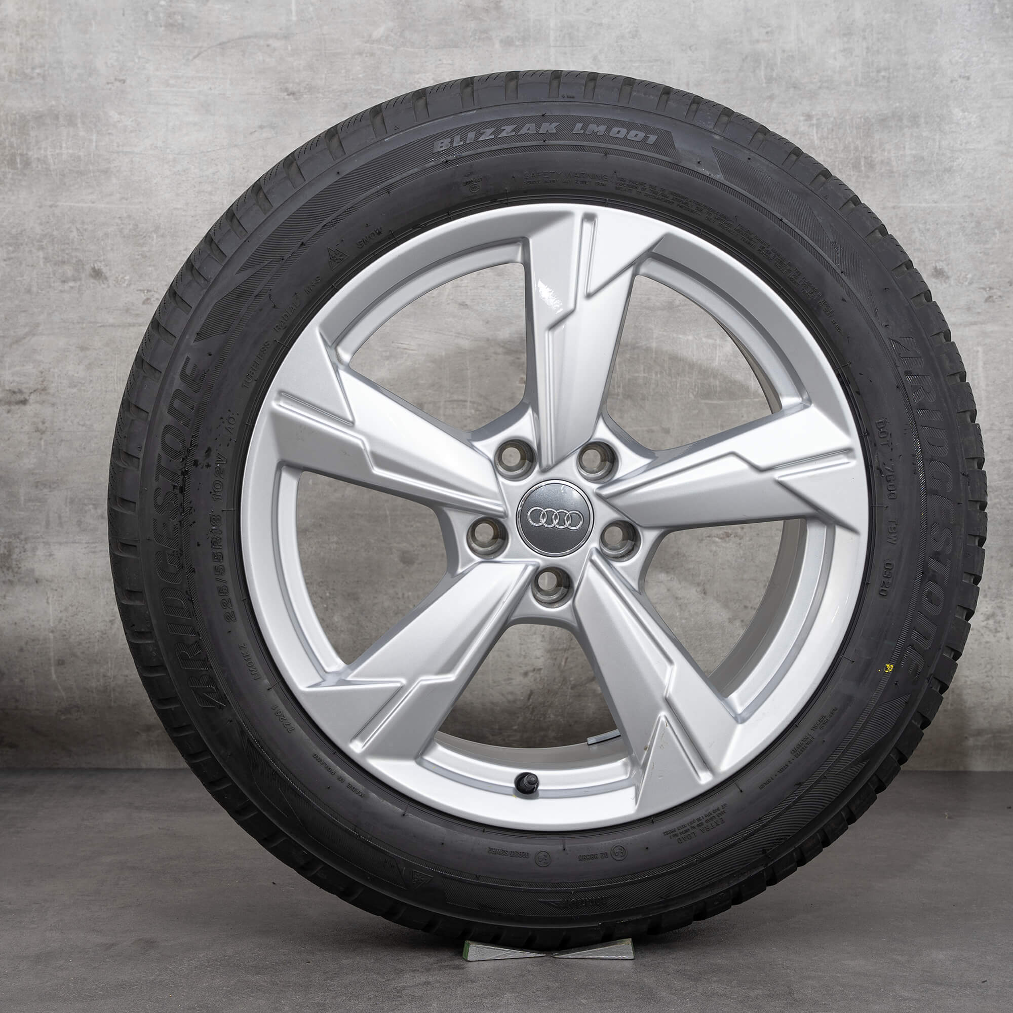 Genuine Audi A6 jante vară 18 inch 4K C8 4K0601025CE argintiu