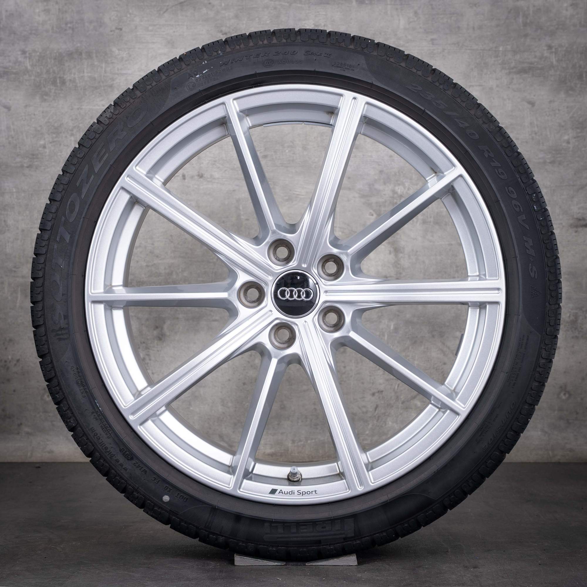 Original Audi RS4 RS5 Winterräder 19 Zoll B9 8W Felgen 8W0601025CP silber