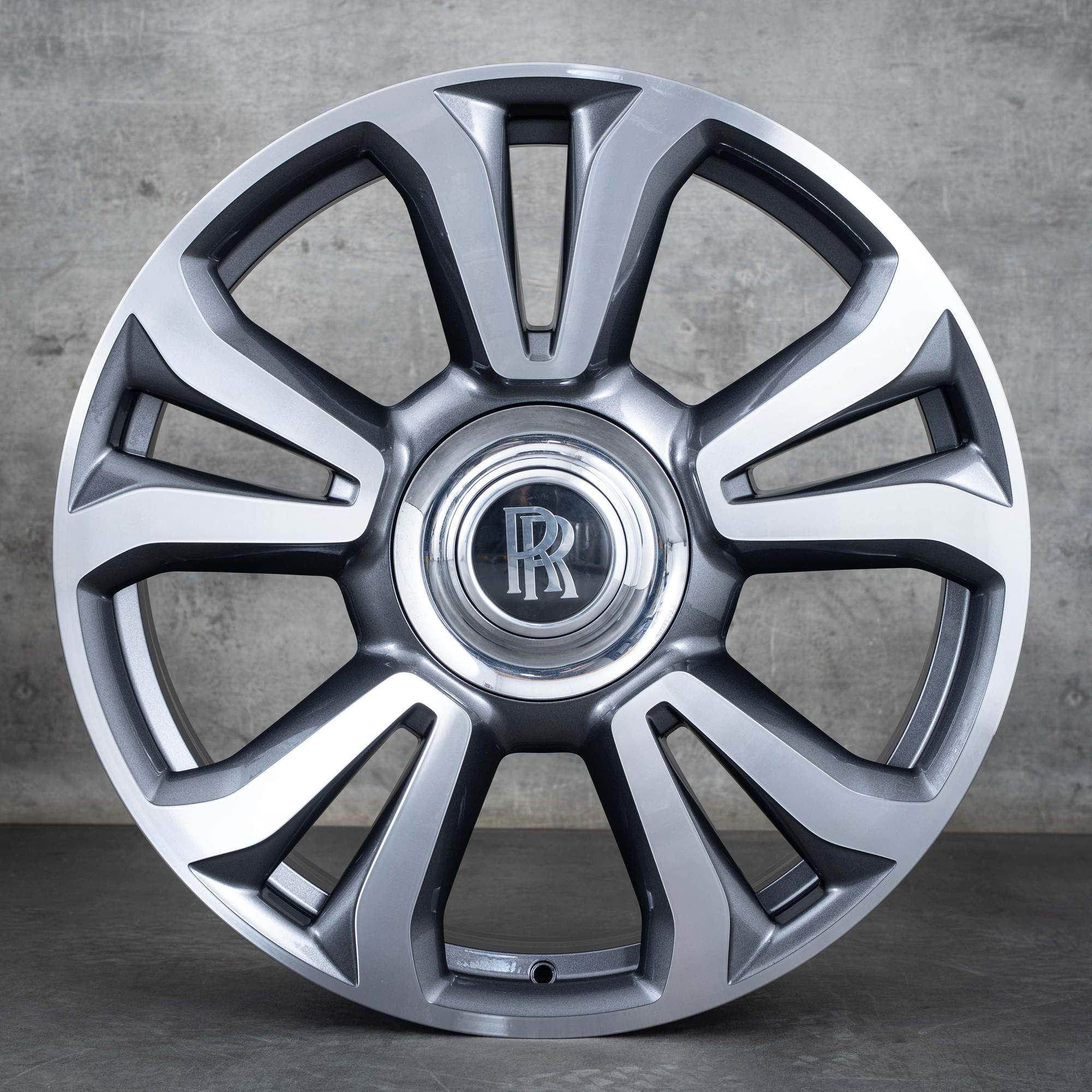 Oryginał Felgi RollsRoyce Cullinan 22 cale RR31 6878014 6878025 tytanowe polerowane NOWOŚĆ